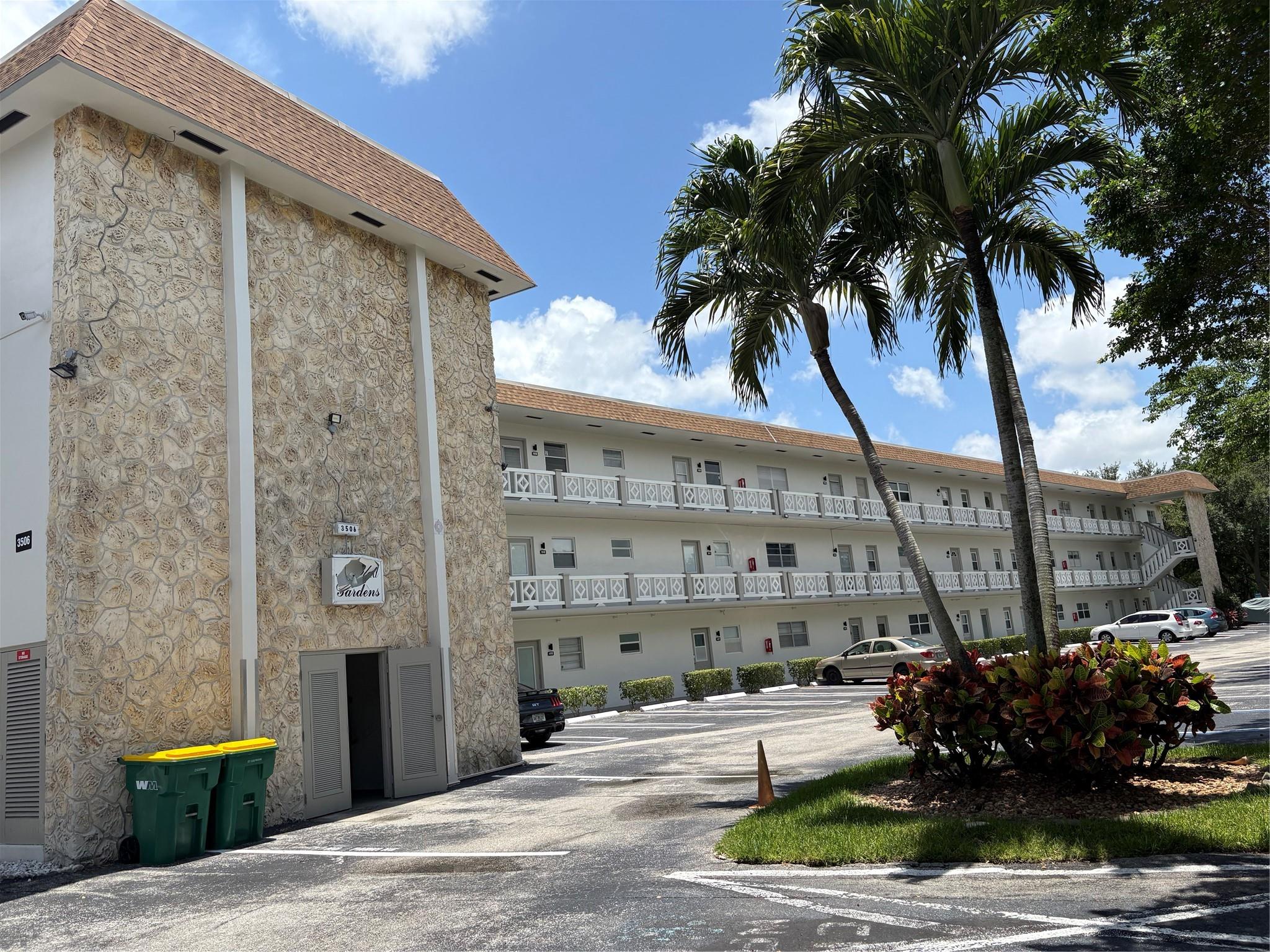 Homes for sale in Lauderdale Lakes, FL | 3506 Nw 49th Ave #604, Lauderdale Lakes, FL 33319 | MLS# F10528219