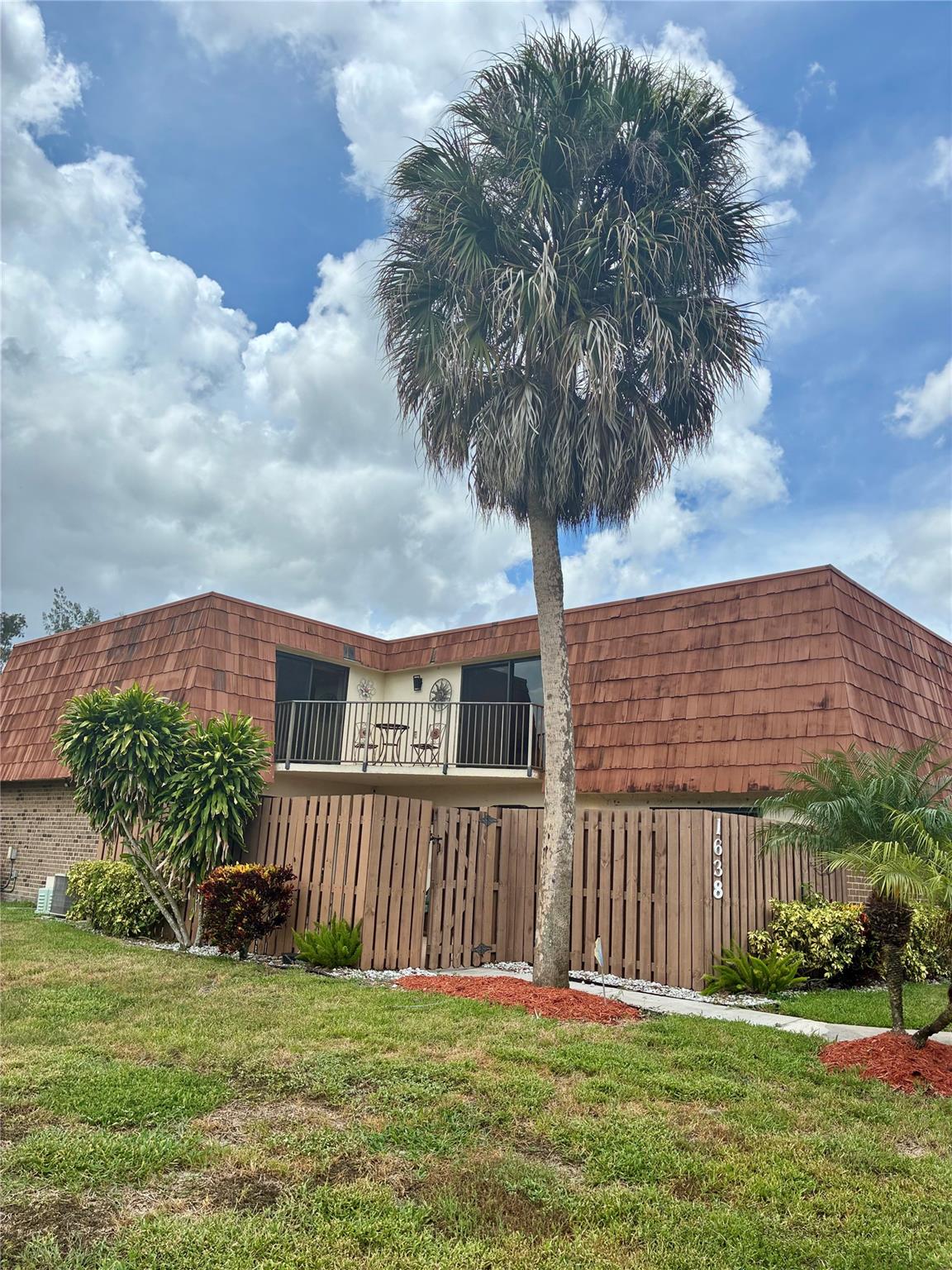 Village At Coral Lake