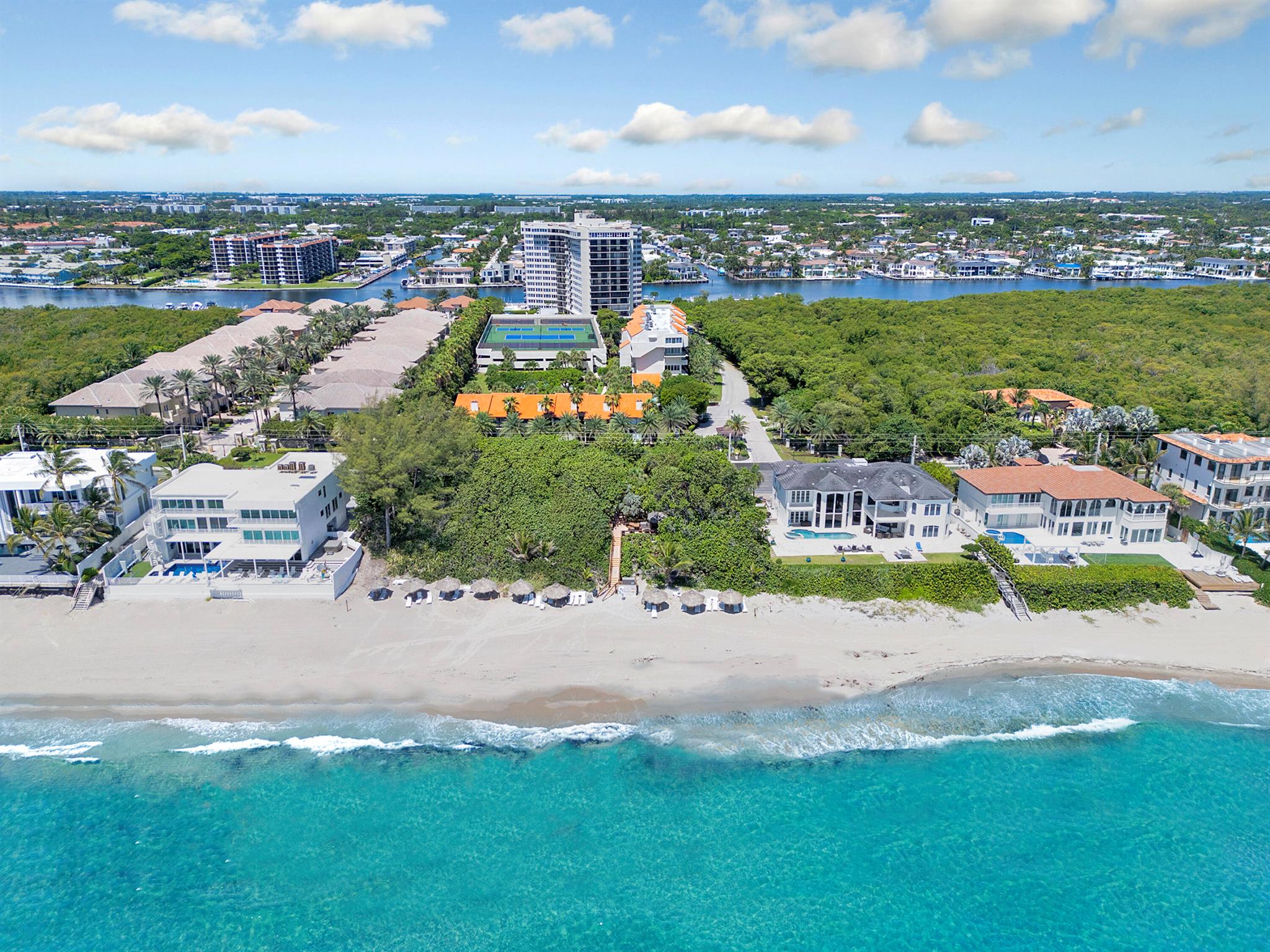 Regency Highland Club Con