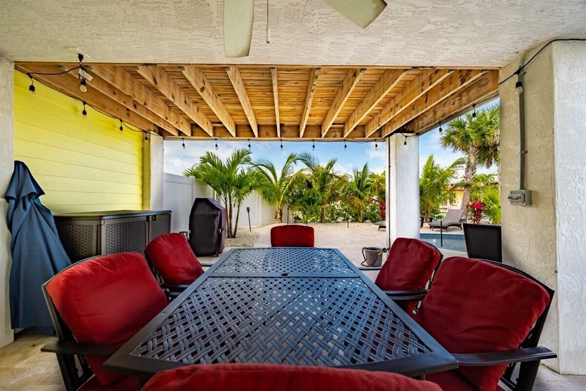 Homes for sale in Marathon, FL | 223 Sombrero Beach Boulevard #1, Marathon, FL 33050 | MLS# R11126524