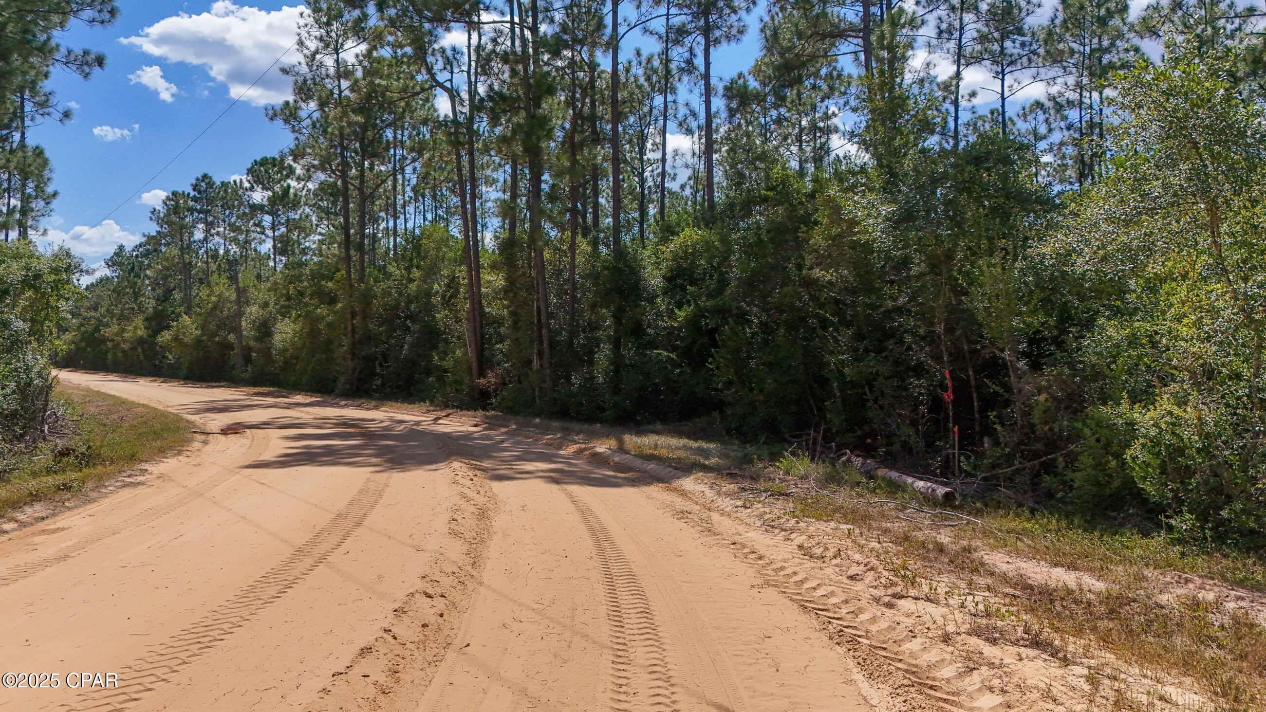 Image 11 For 19809 Dickerson Road