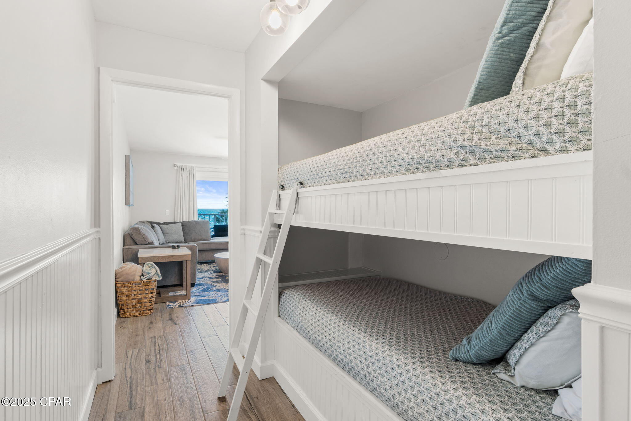 Image 11 For 8743 Thomas Drive 322