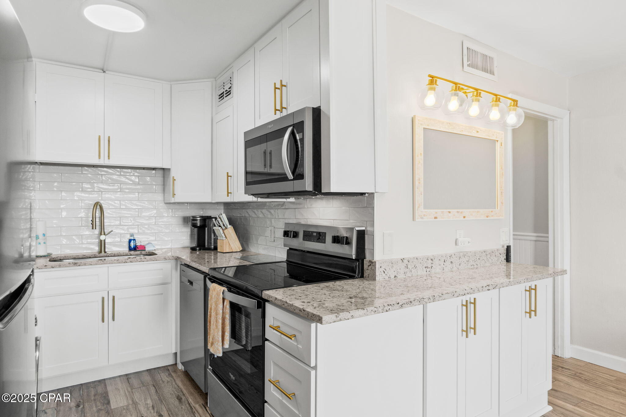 Image 16 For 8743 Thomas Drive 322