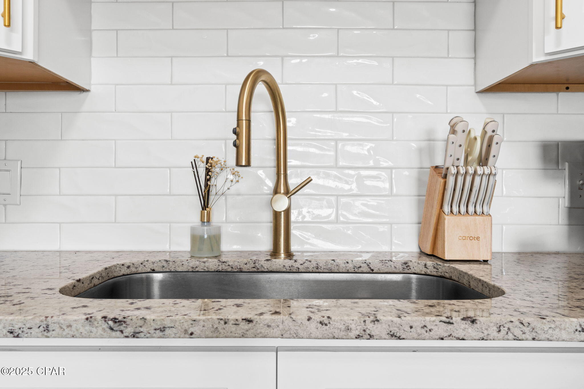 Image 19 For 8743 Thomas Drive 322