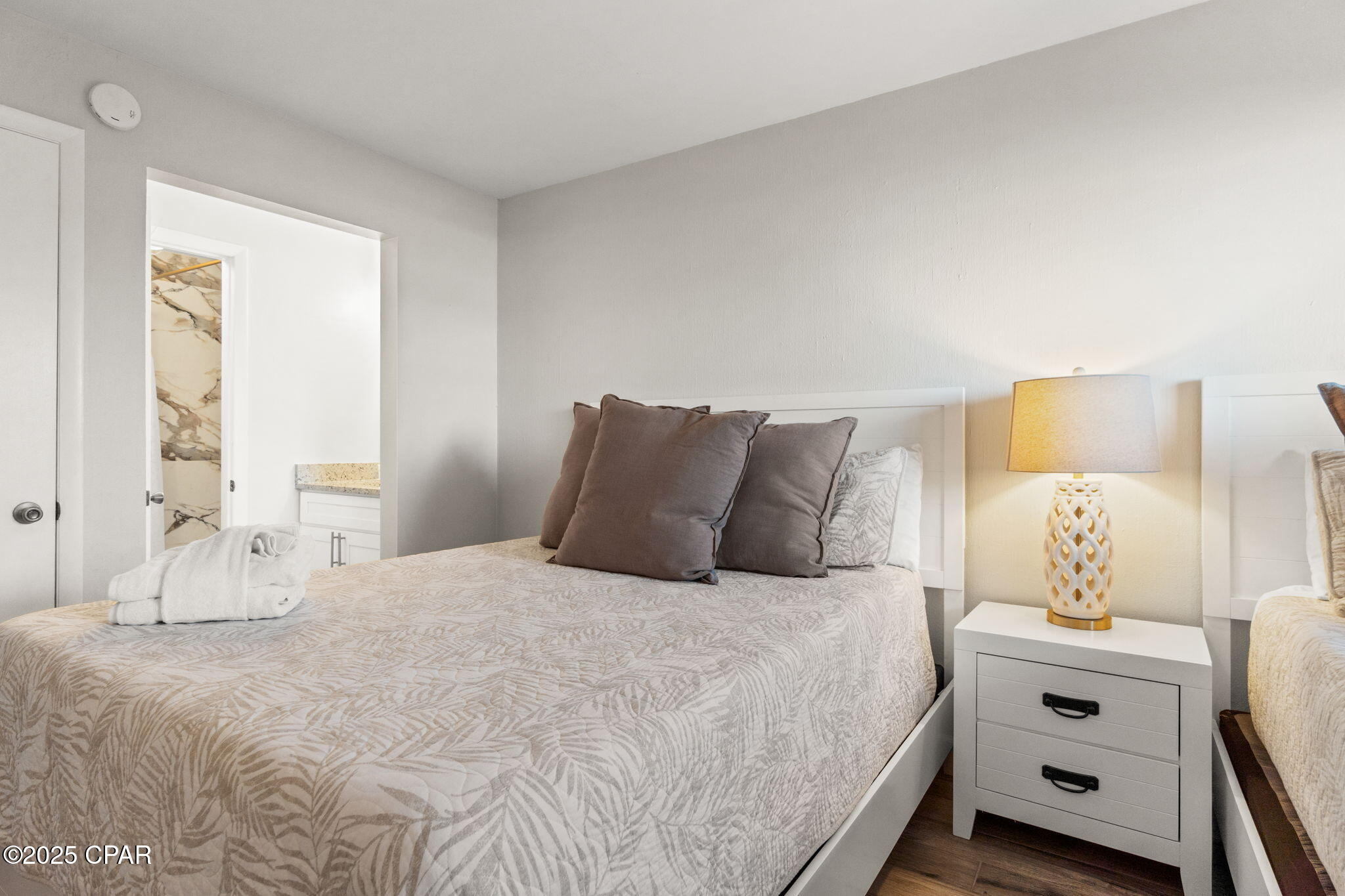 Image 36 For 8743 Thomas Drive 322