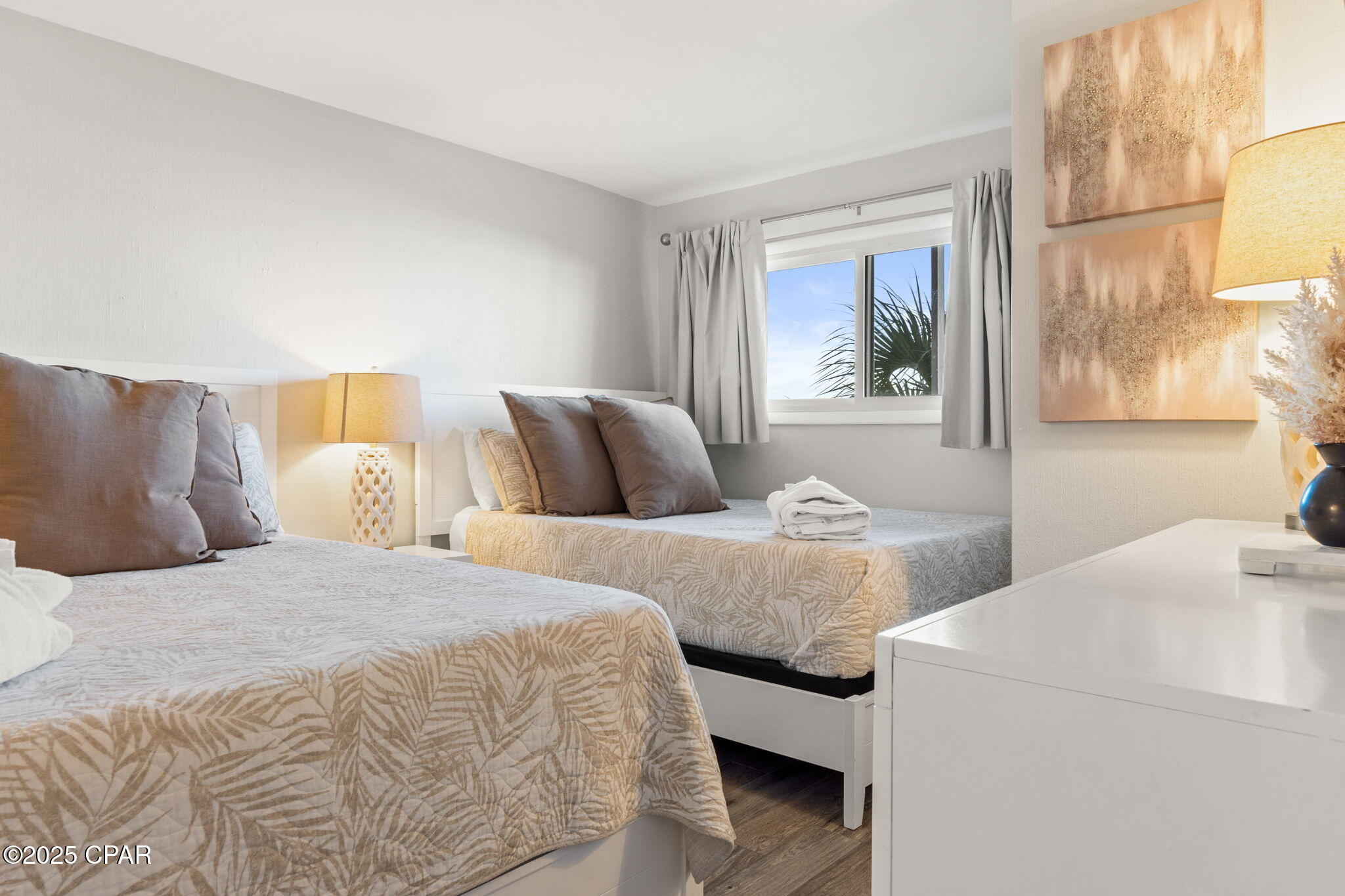 Image 5 For 8743 Thomas Drive 322