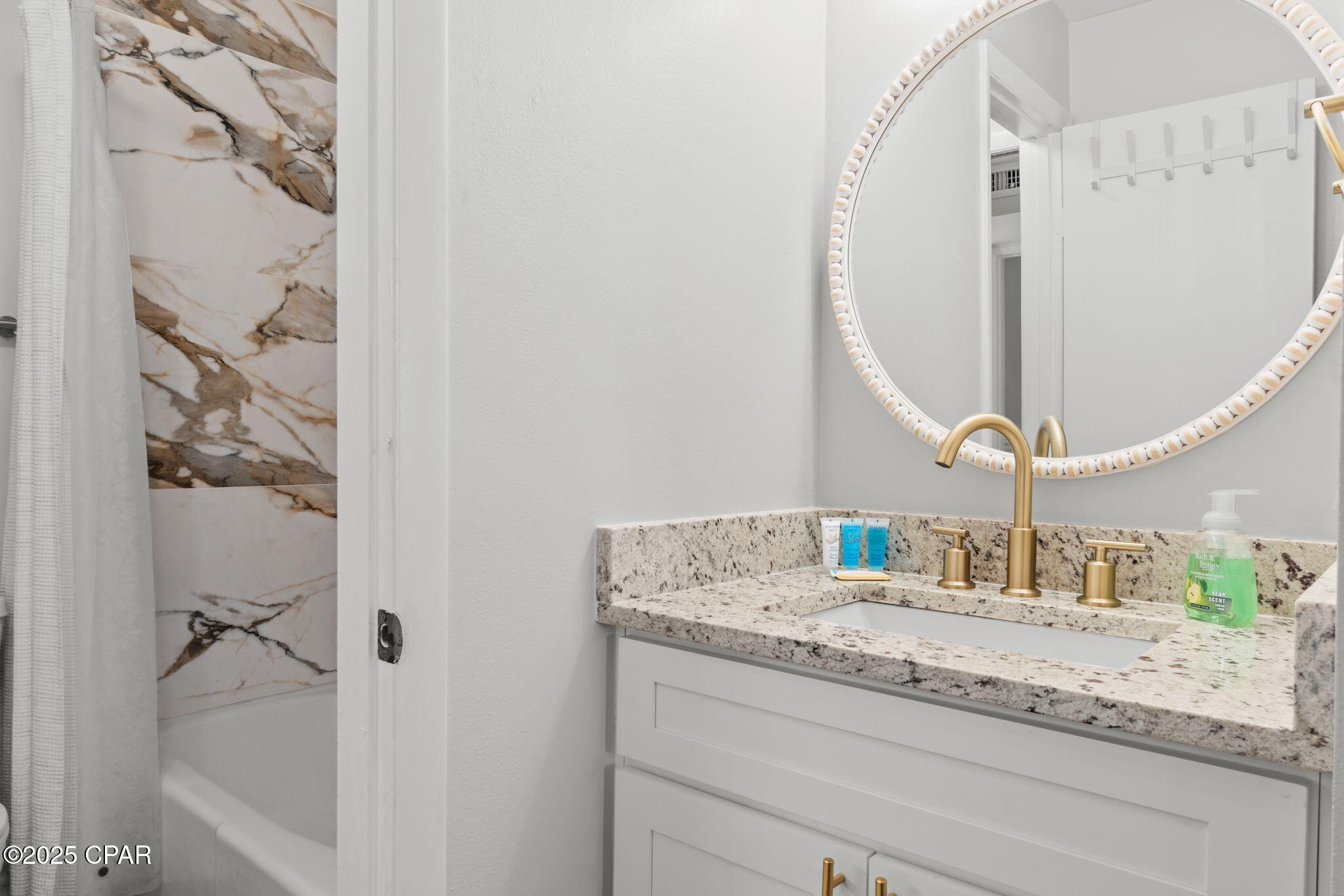 Image 7 For 8743 Thomas Drive 322