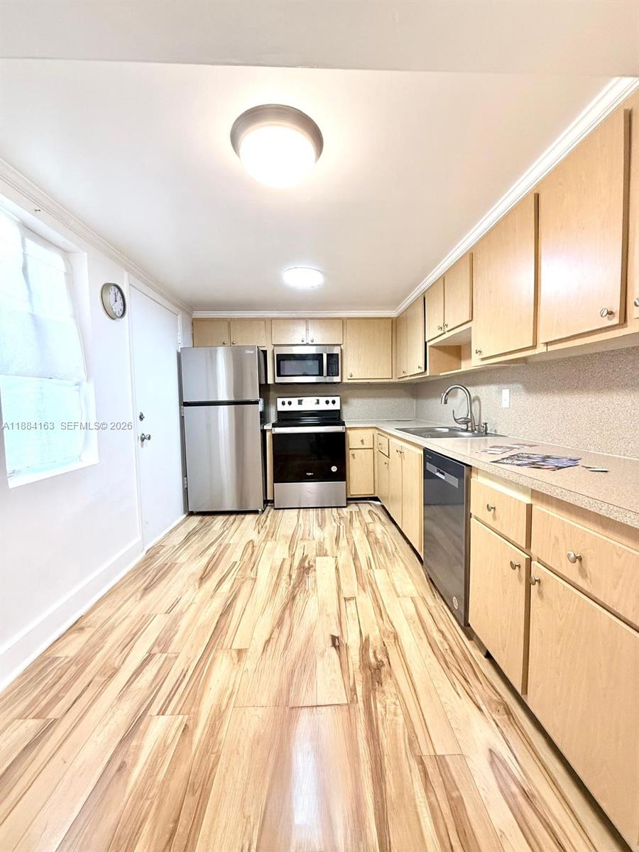 Rolling Green Condo G