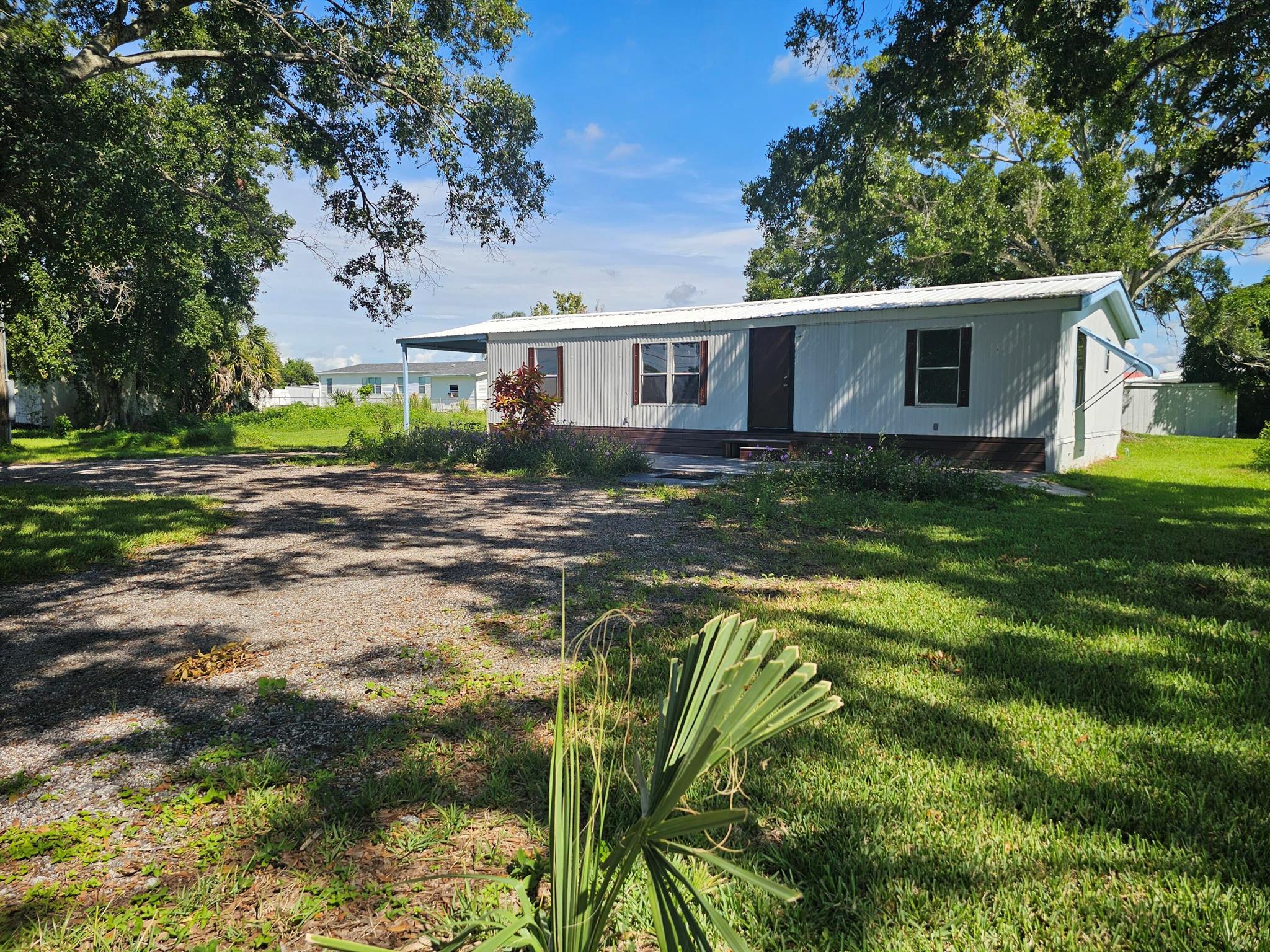Homes for sale in Okeechobee, FL | 925 Sw 39th Lane, Okeechobee, FL 34974 | MLS# R11126613