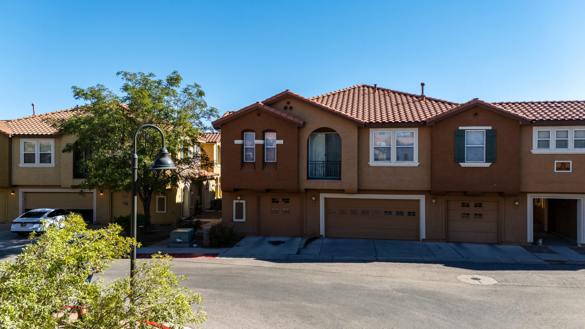 Homes for sale in Albuquerque, NM | 601 Menaul Blvd Ne #2304, Albuquerque, NM 87107 | MLS# 1091846