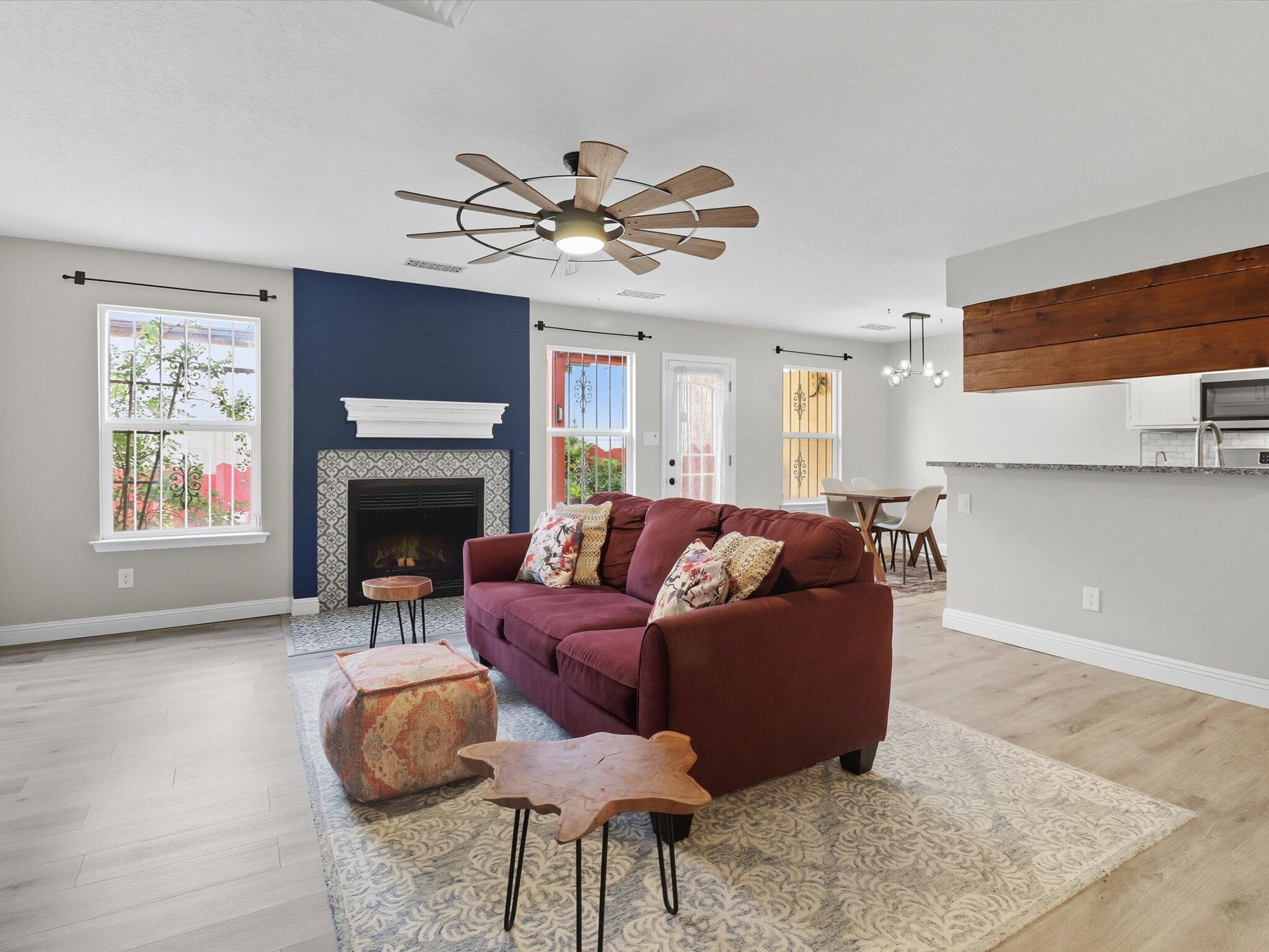 3000 BRIGHT STAR Drive NW Living Room
