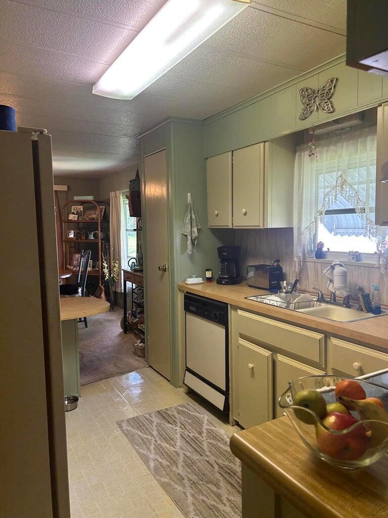 Homes for sale in Port St Lucie, FL | 129 E Caribbean, Port St Lucie, FL 34952 | MLS# R11126635