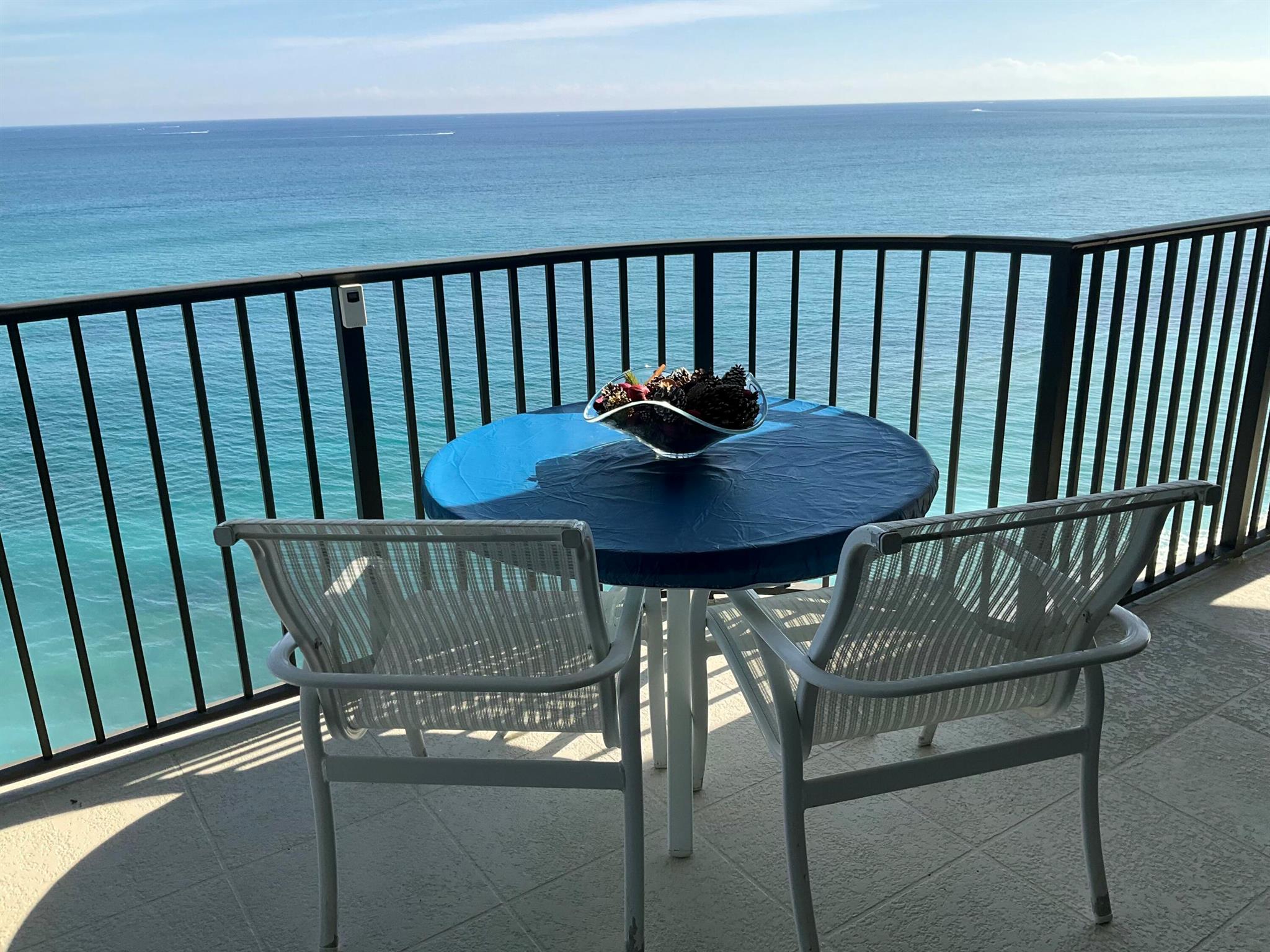 Tequesta Towers Condo
