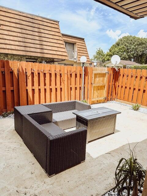 Homes for sale in Fort Pierce, FL | 1402 Nebraska Avenue #15d, Fort Pierce, FL 34950 | MLS# R11126662