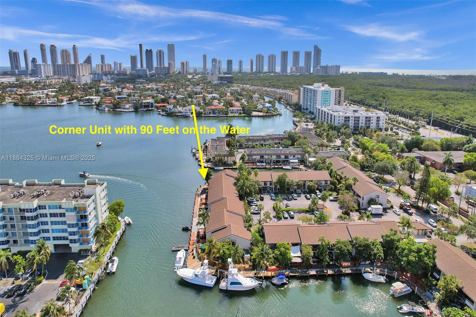 Lakeview Townhouses Condo