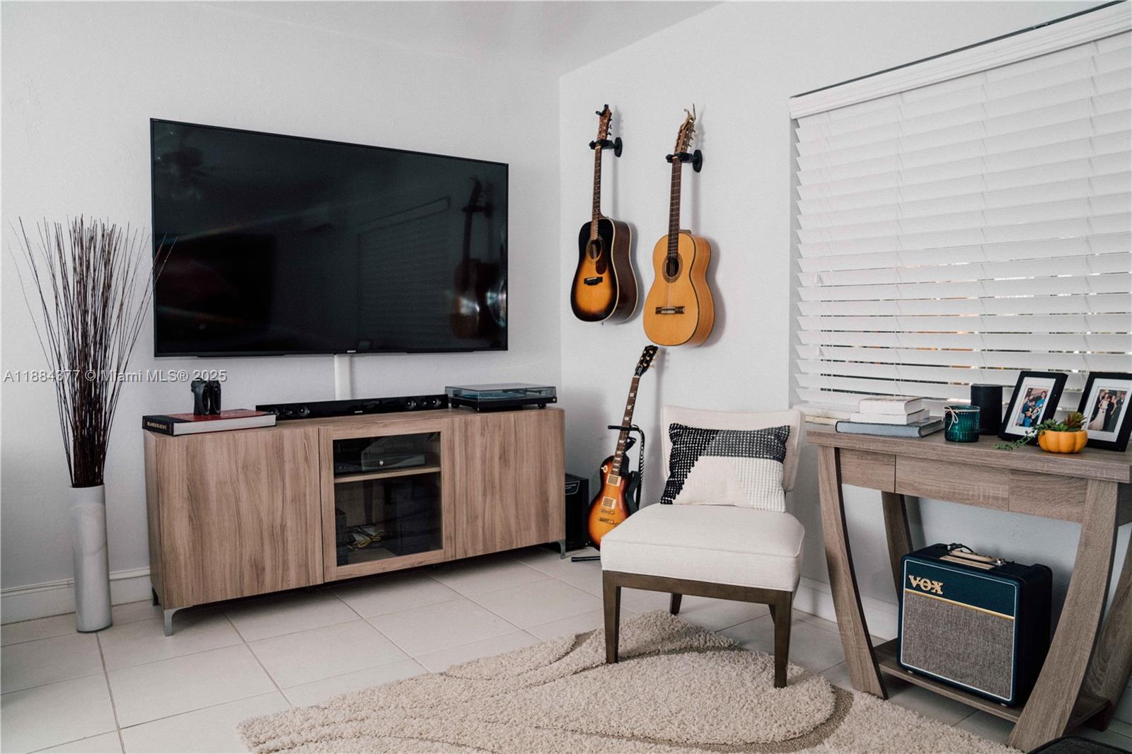 7901-sw-64th-ave-6-south-miami-fl-33143/hzid_5b8e737e