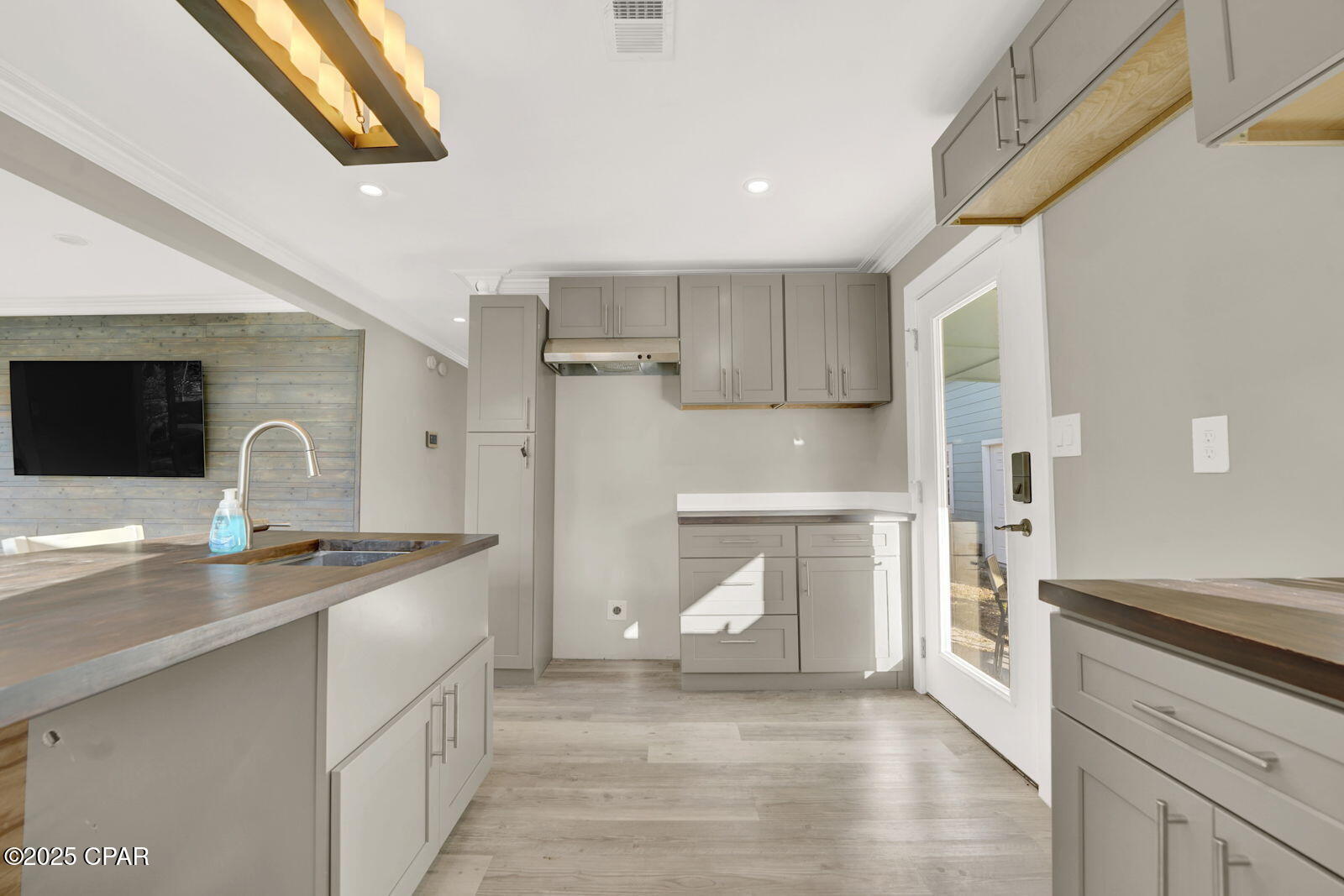 Image 12 For 630 Malaga Place