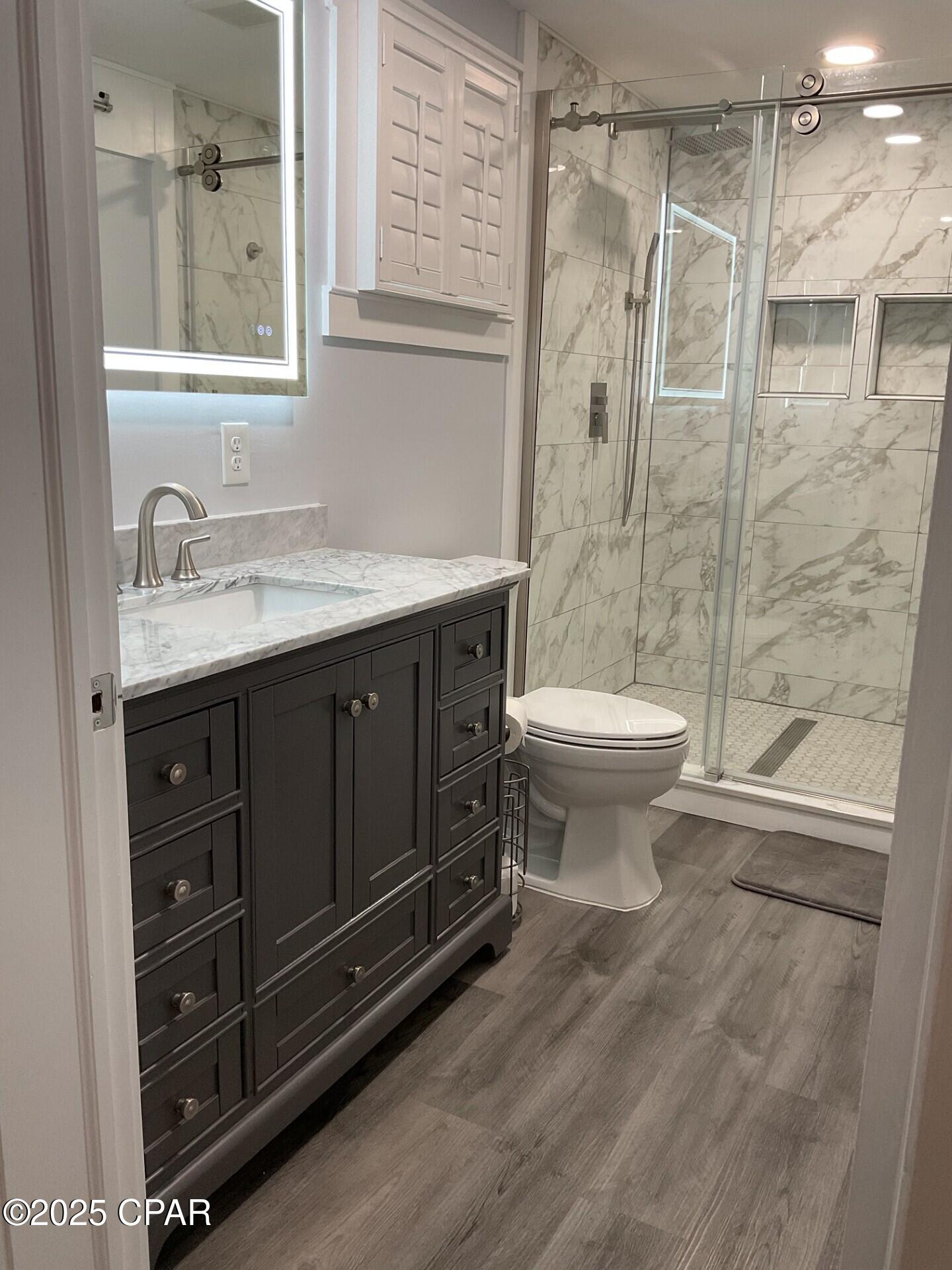 Image 12 For 1219 Thomas Drive 8