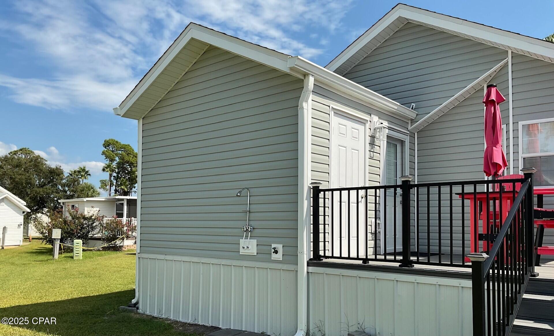 Image 13 For 1219 Thomas Drive 8