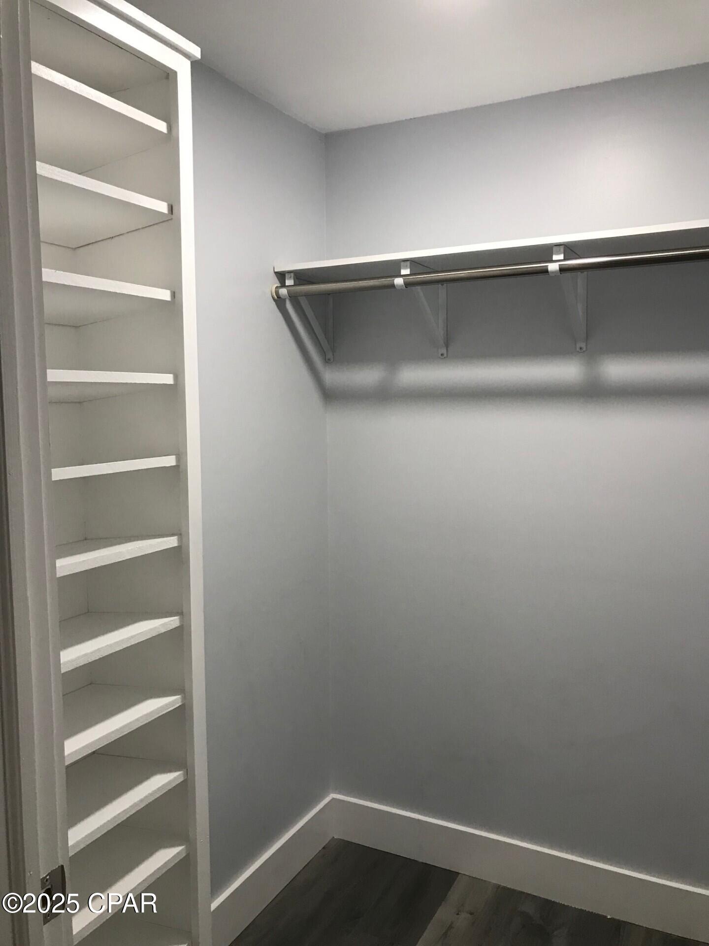 Image 18 For 1219 Thomas Drive 8