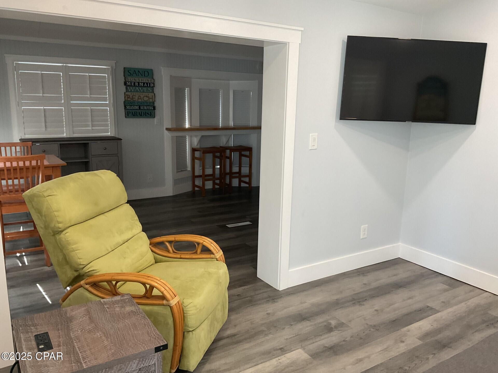 Image 21 For 1219 Thomas Drive 8