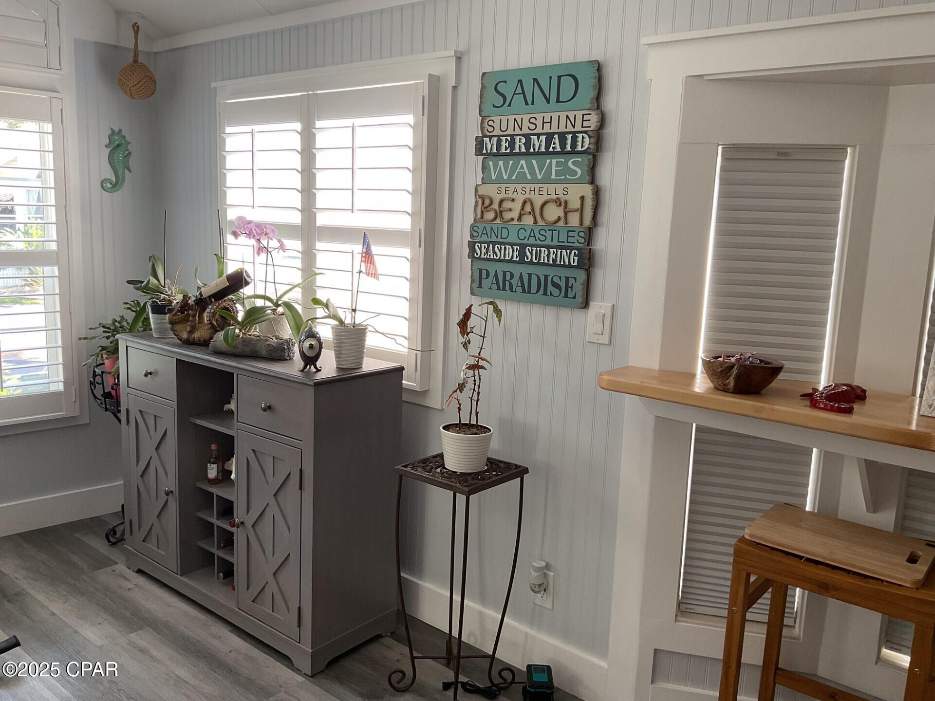 Image 4 For 1219 Thomas Drive 8