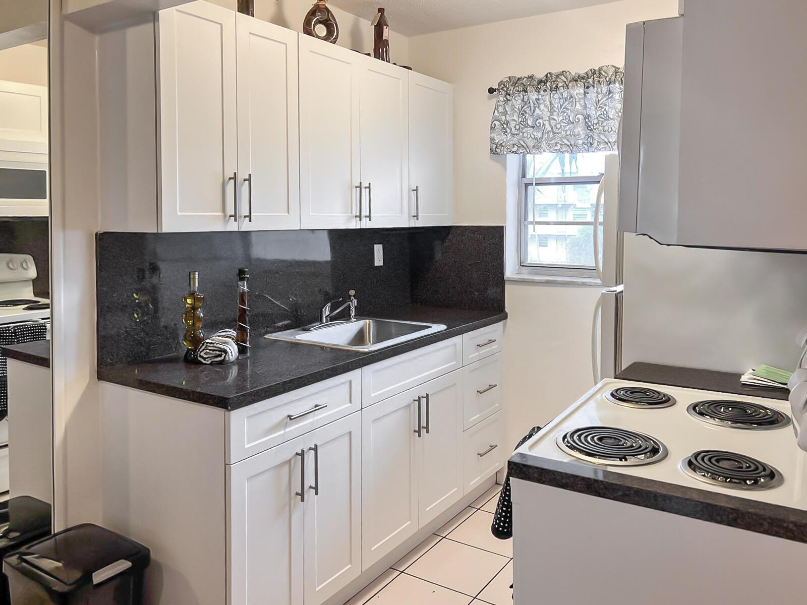 Warrenton House Condo