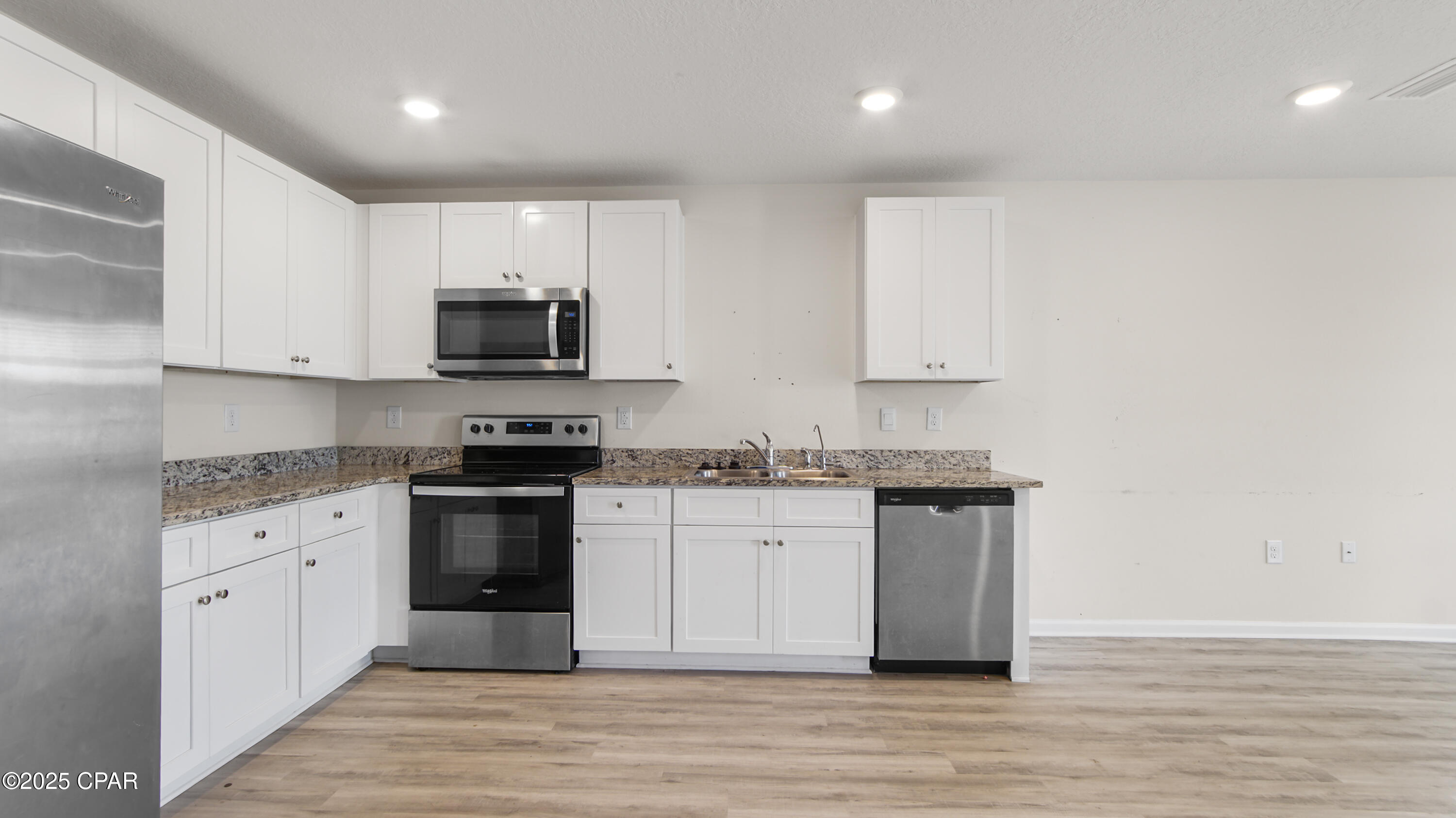 Image 3 For 7208 Madison Square Drive