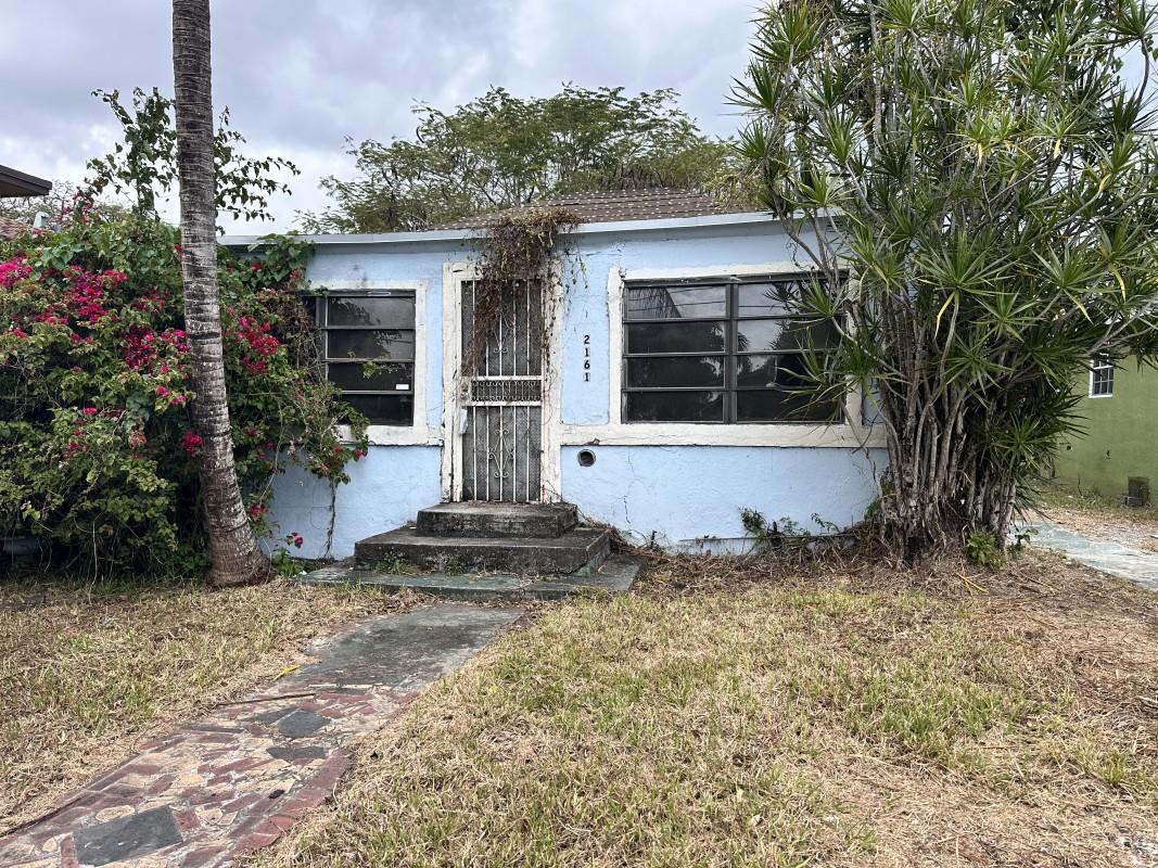 Homes for sale in Miami, FL | 2161 Nw 50th St, Miami, FL 33142 | MLS# F10528367