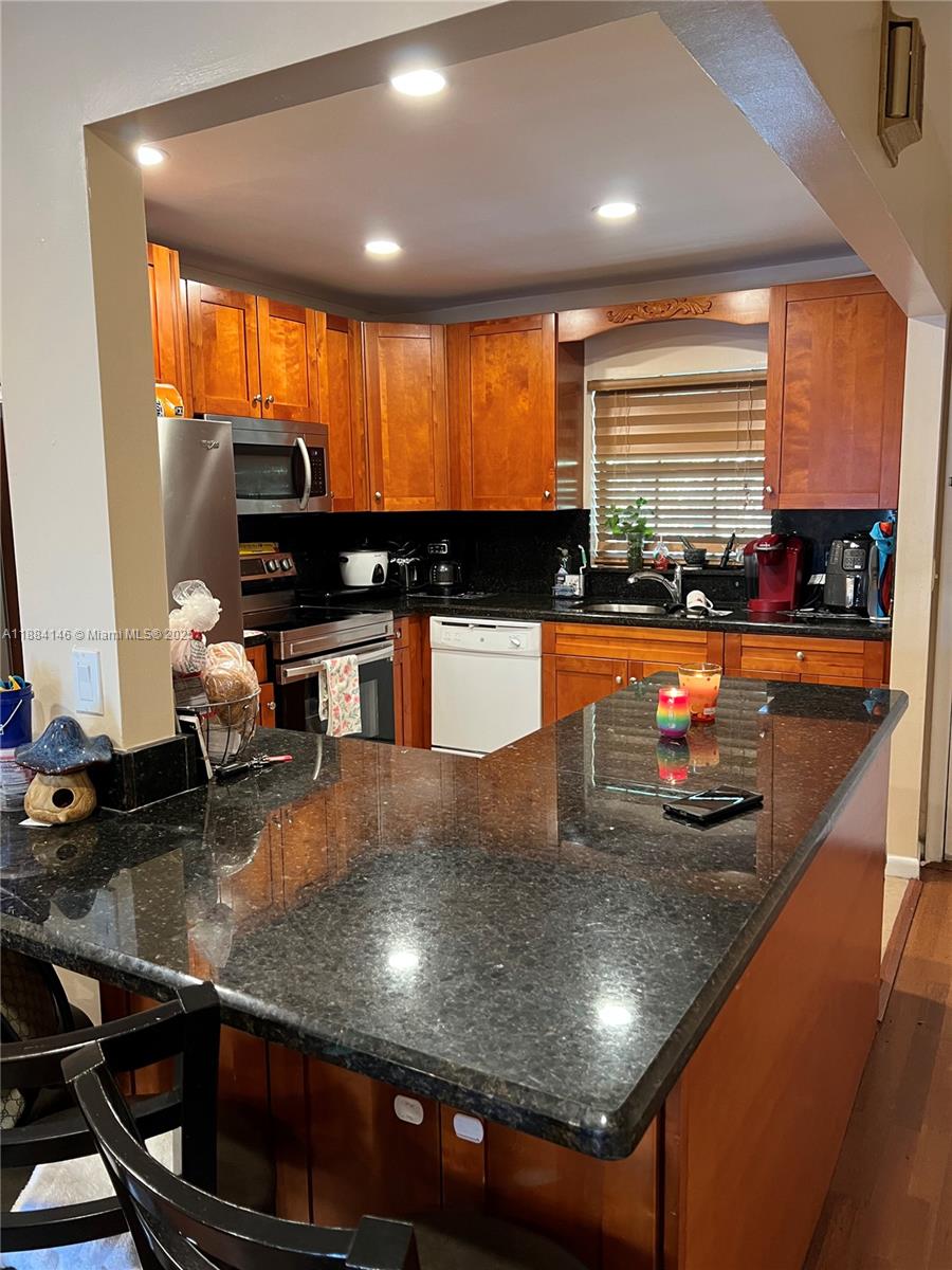 3361-nw-85th-ave-307-coral-springs-fl-33065/hzid_0d3e614e