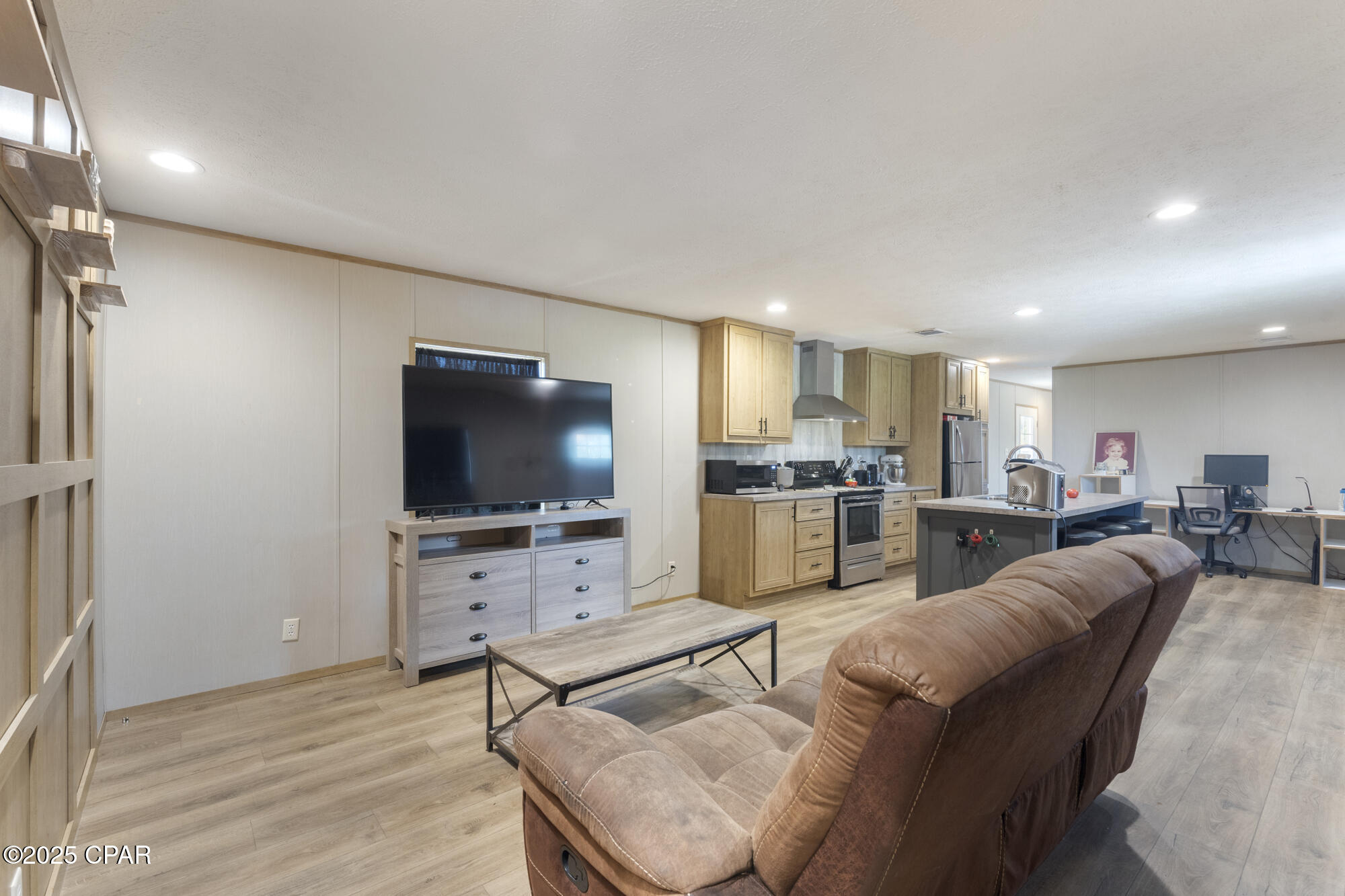 Image 11 For 21835 Lake Mckenzie Boulevard