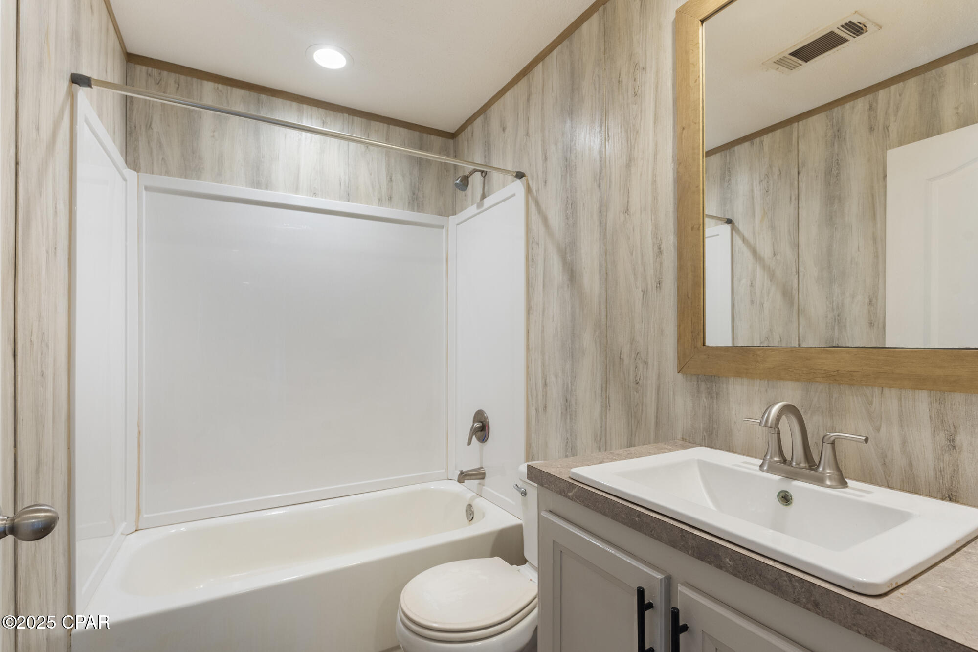 Image 20 For 21835 Lake Mckenzie Boulevard