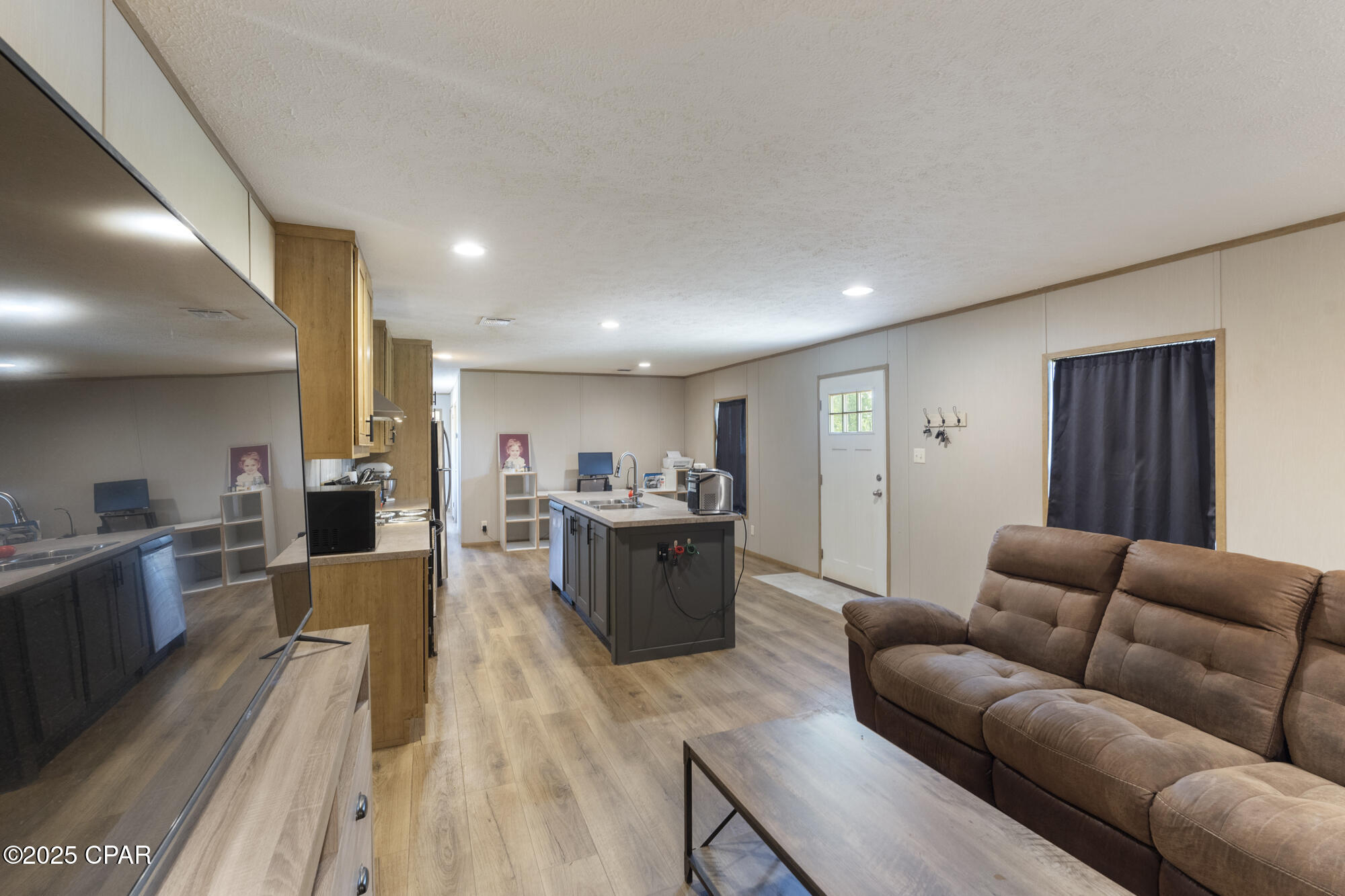 Image 9 For 21835 Lake Mckenzie Boulevard