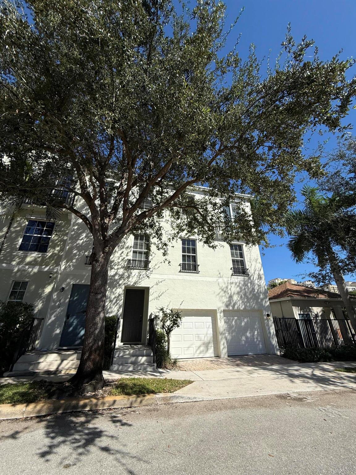 Convention Center Townhom