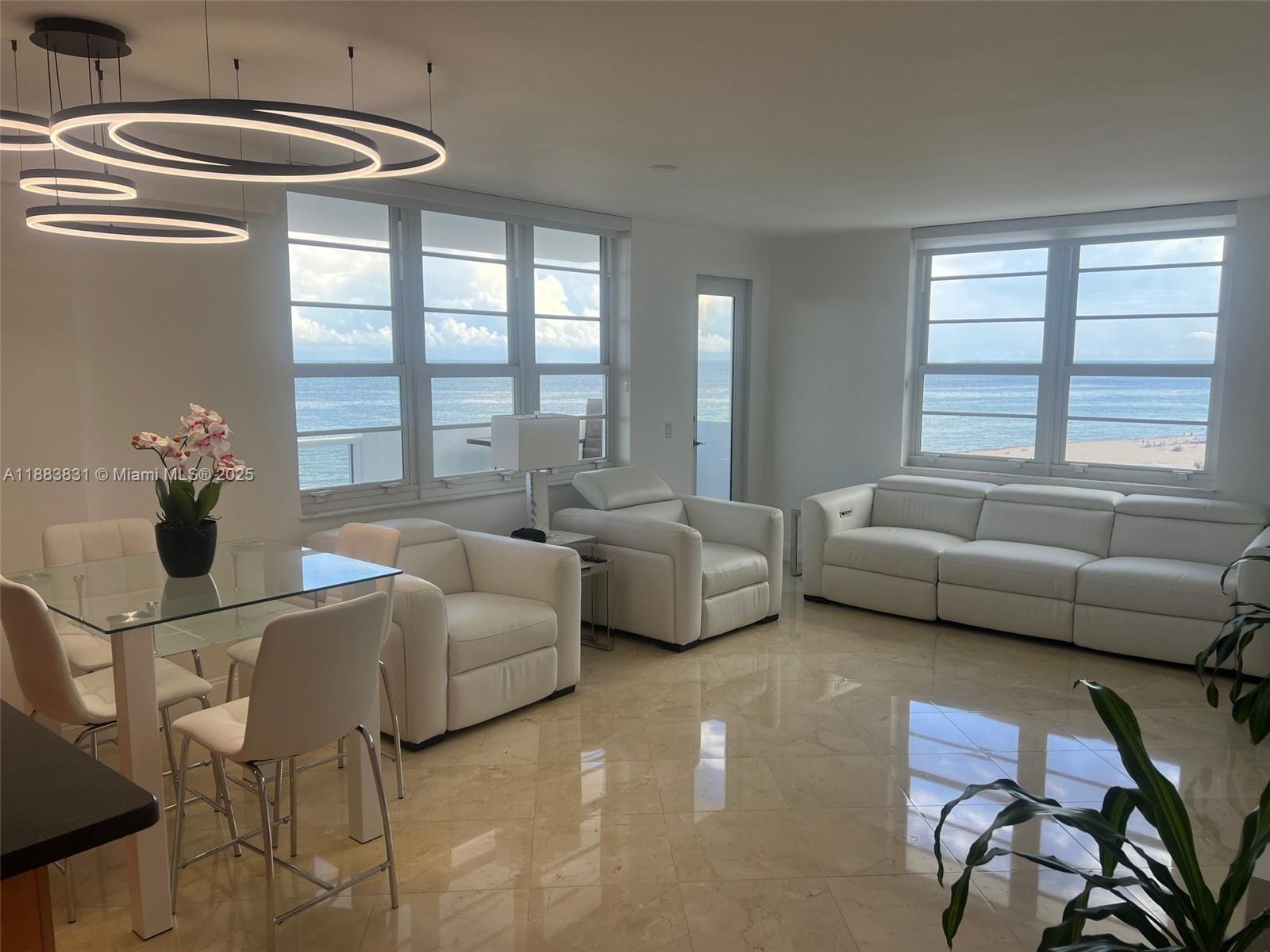 The Decoplage Condo