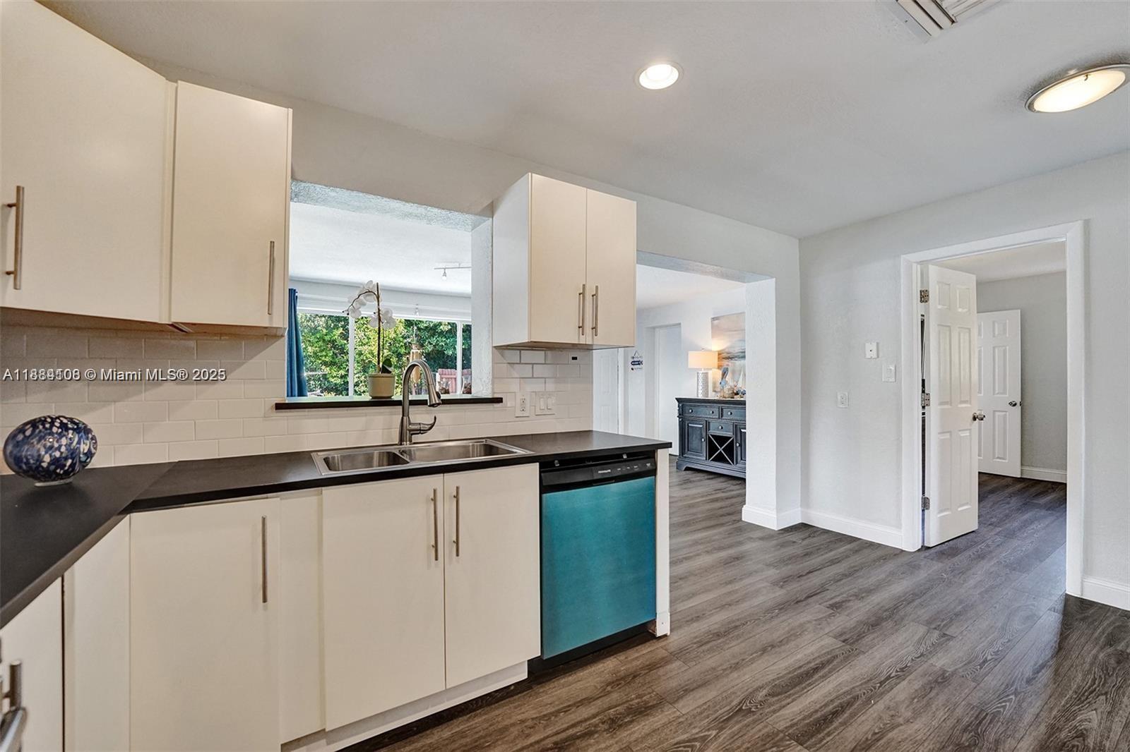 Spacious living room with panoramic views at 3730 47th Ct - Home in Dania Beach