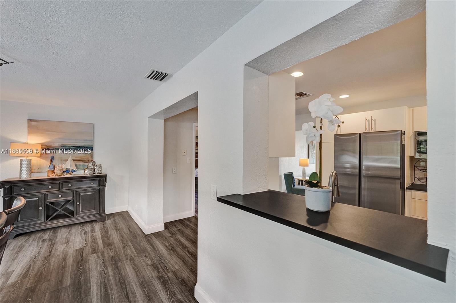 Bonus room and amenities at 3730 47th Ct - Home in Dania Beach
