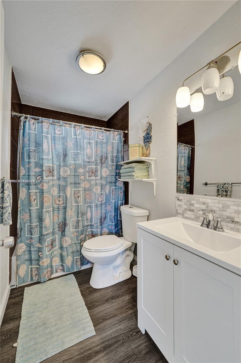 Waterfront views and dock access at 3730 47th Ct - Home in Dania Beach