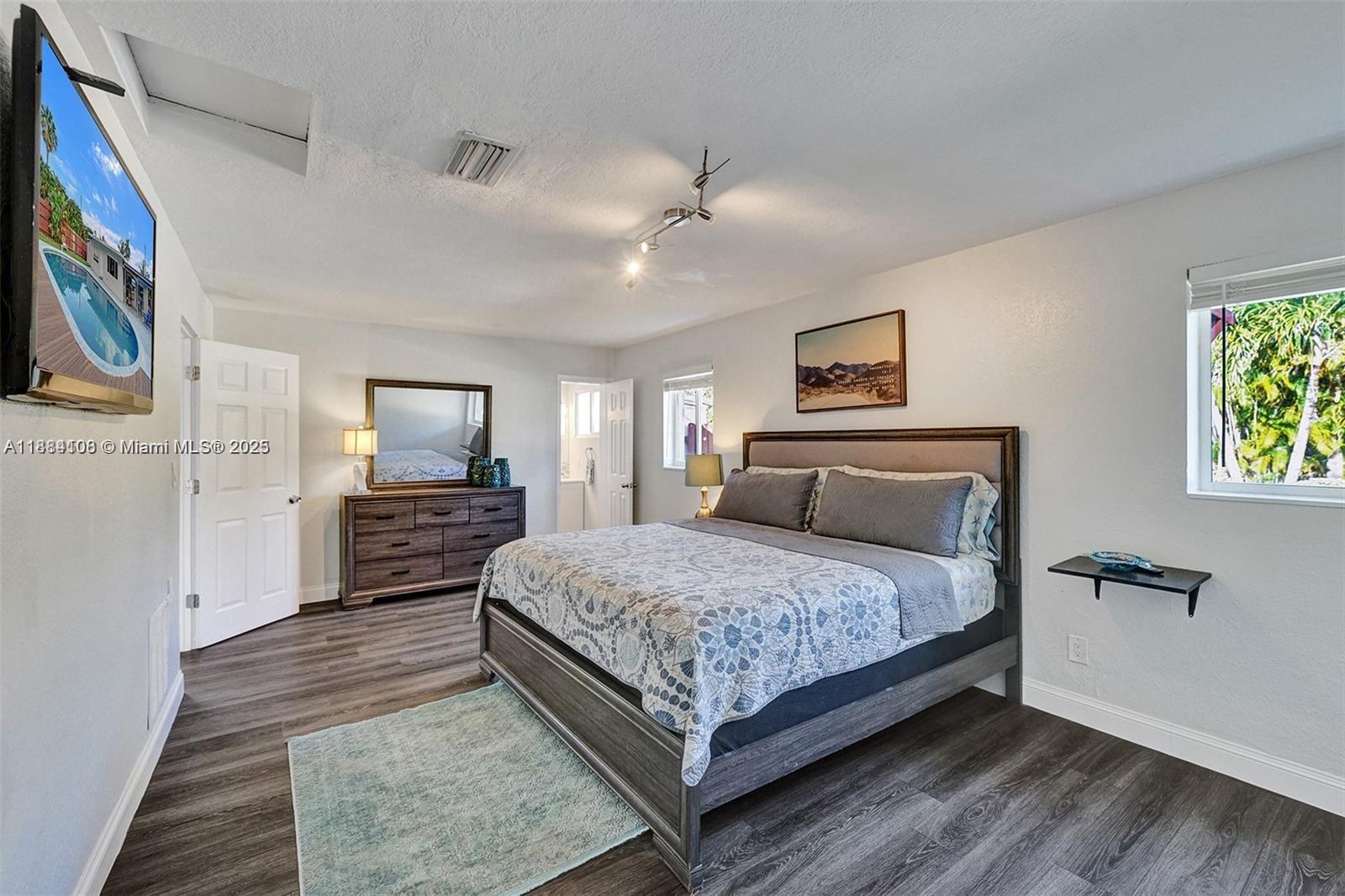 Well-appointed guest bedroom at 3730 47th Ct - Home in Dania Beach