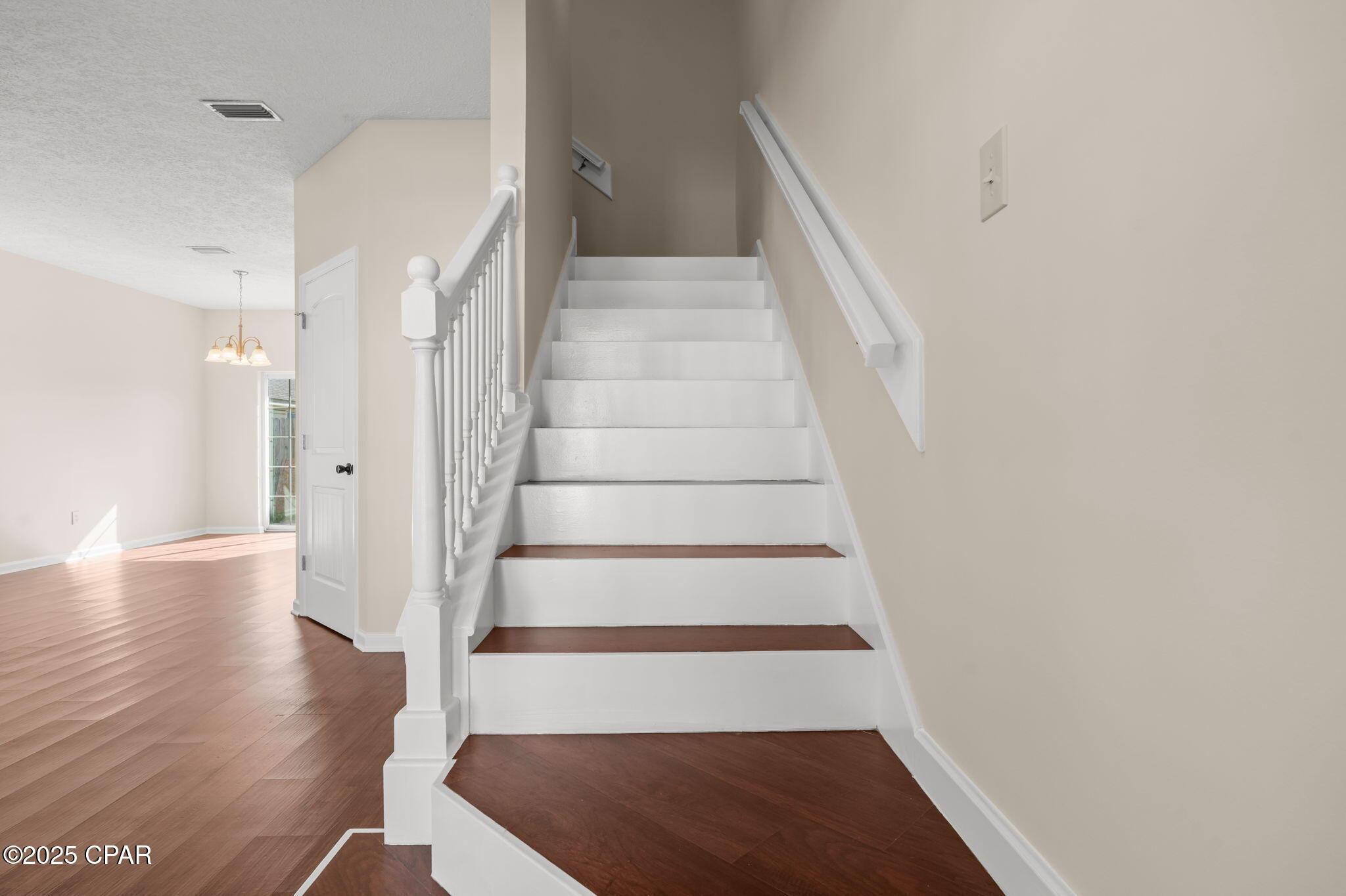 Image 10 For 2605 Avondale Court