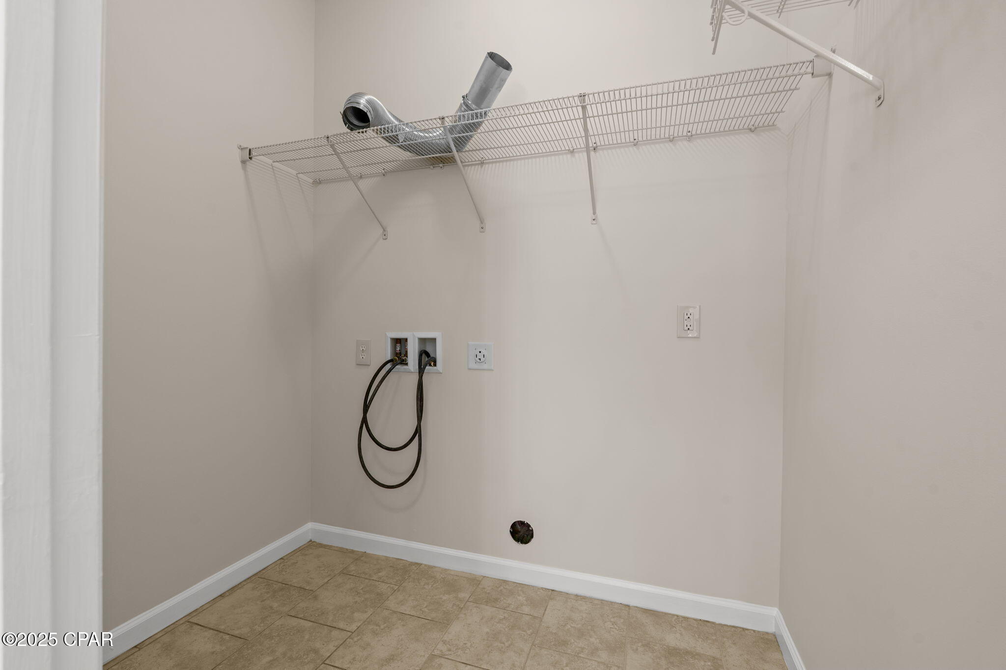 Image 20 For 2605 Avondale Court