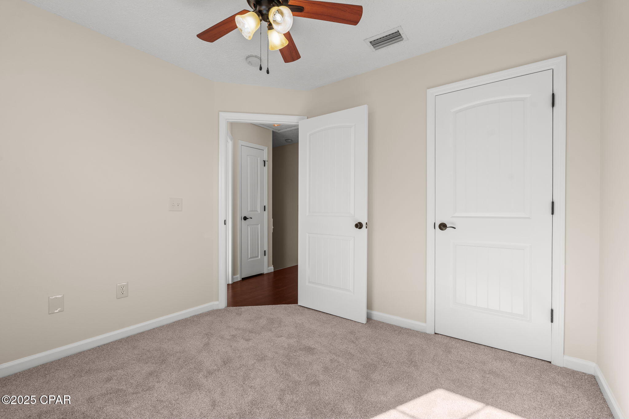 Image 30 For 2605 Avondale Court