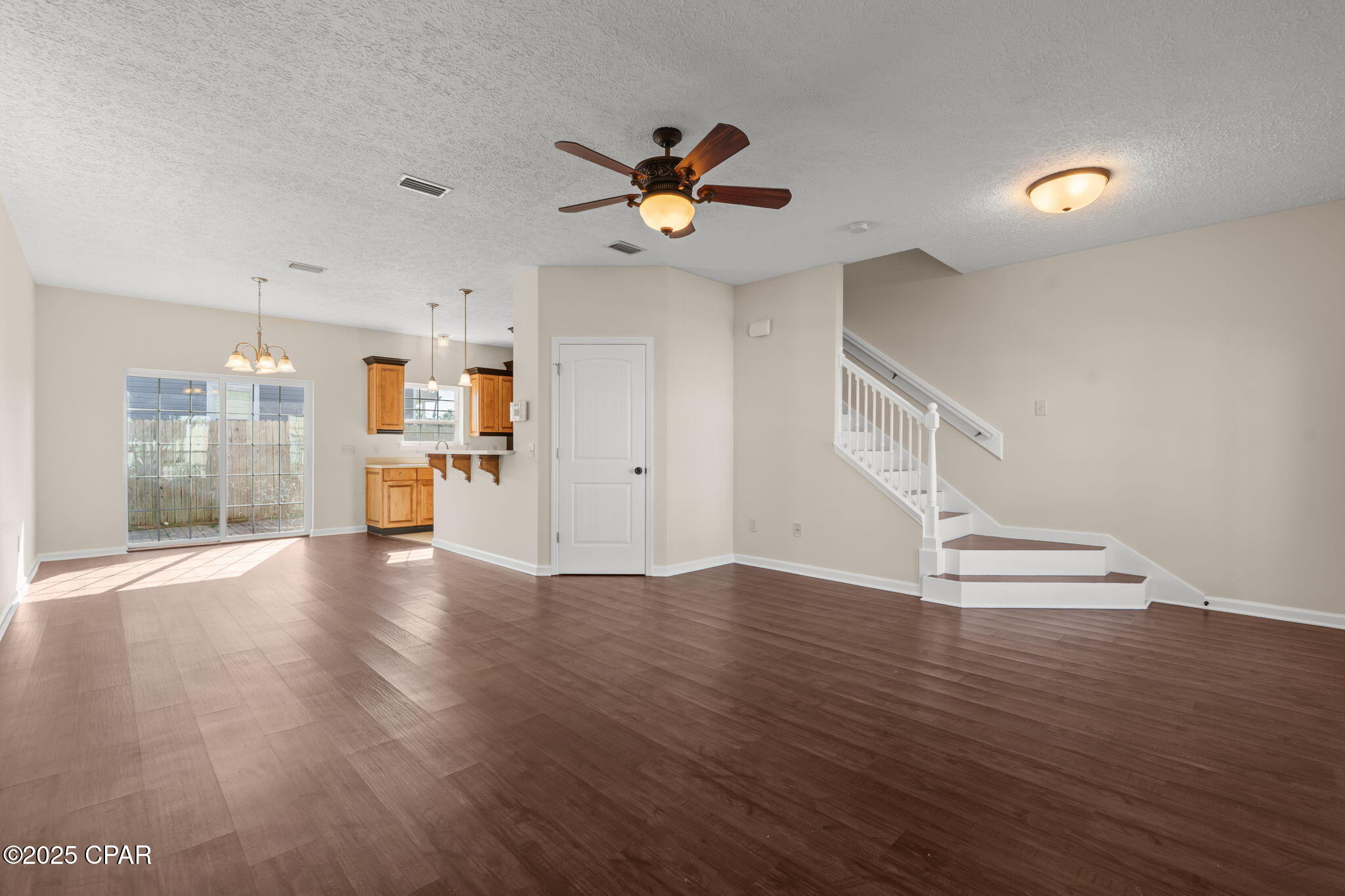 Image 7 For 2605 Avondale Court