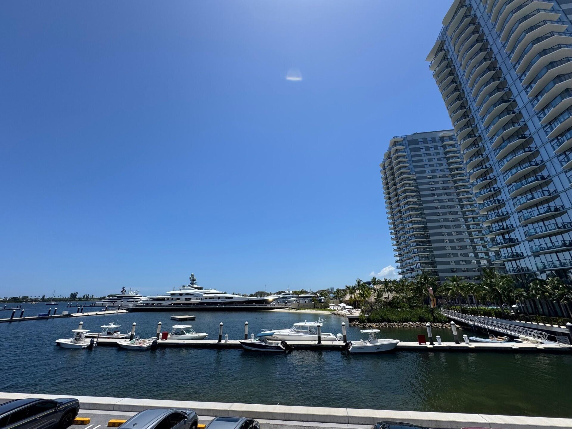 Regency Surf & Racquet CL