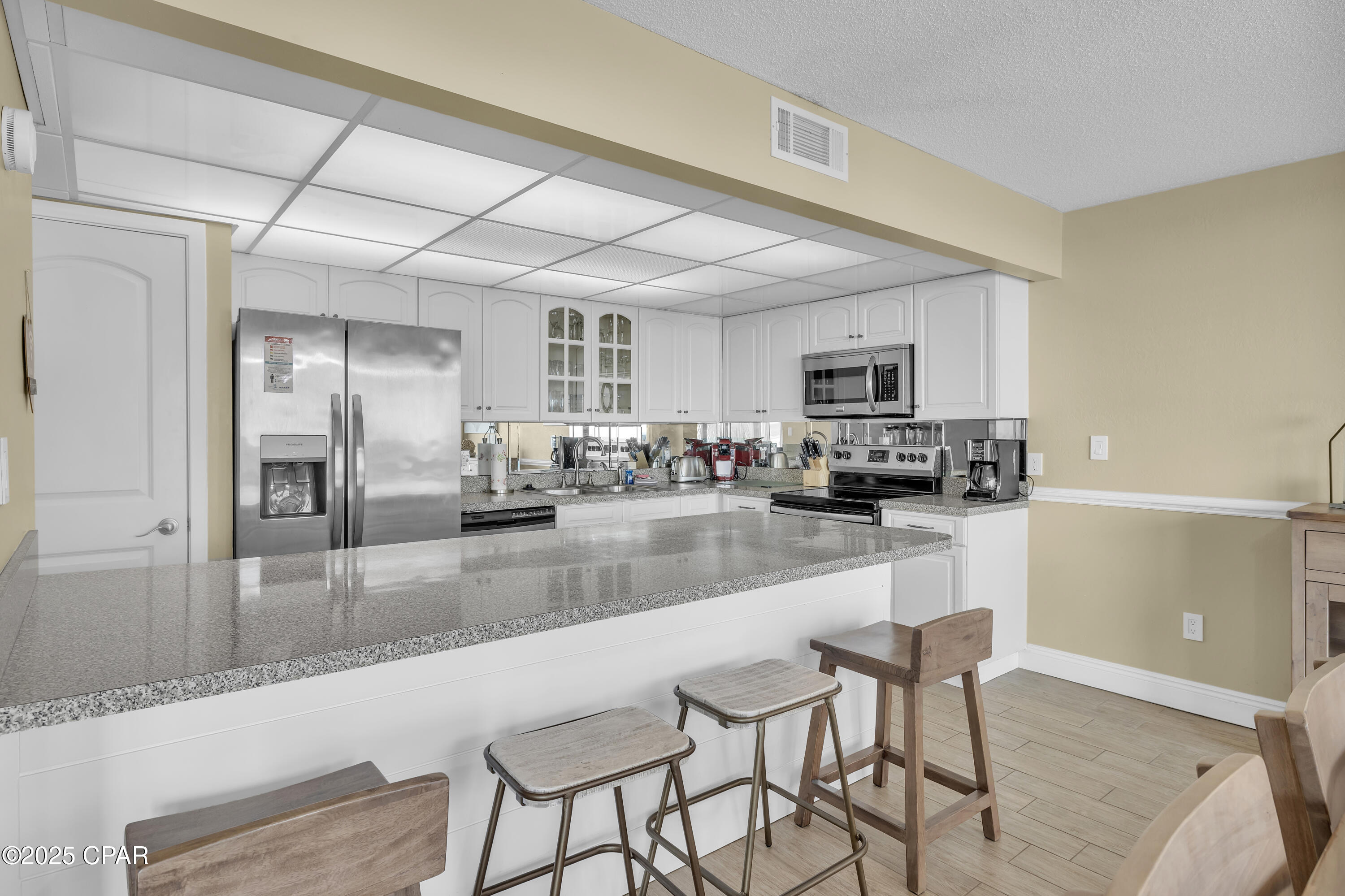 Image 21 For 11619 Front Beach Road 111-2