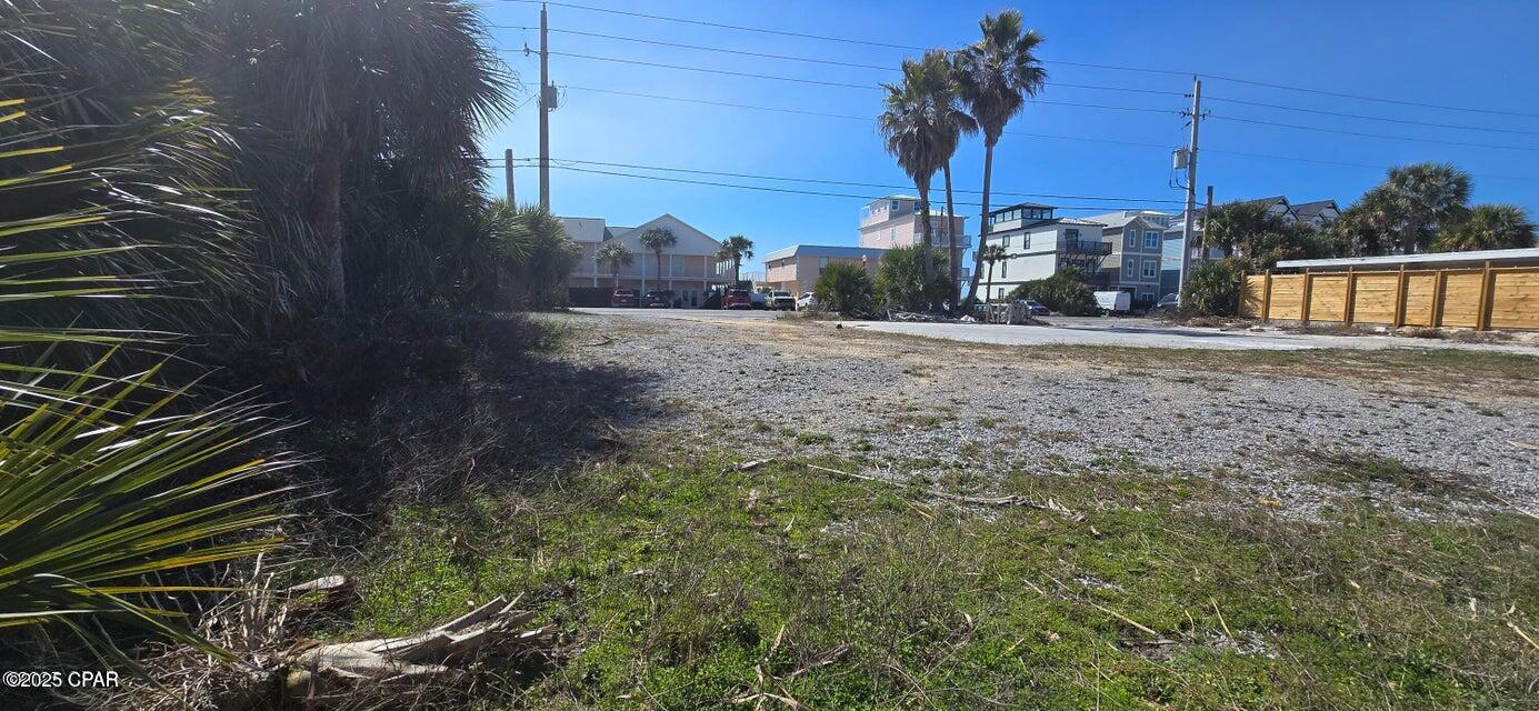 Image 10 For 19978 Front Beach Road