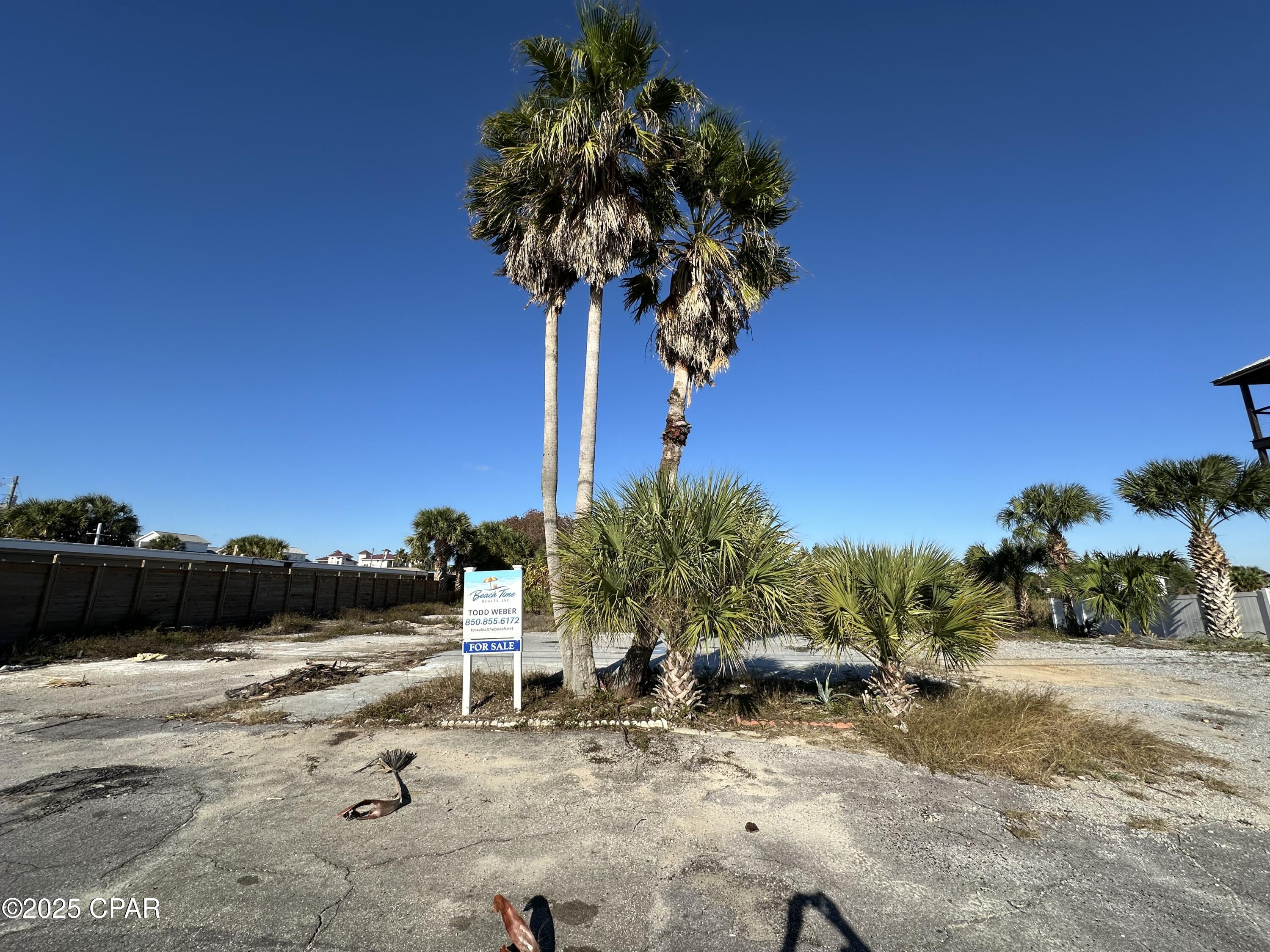 Image 17 For 19978 Front Beach Road