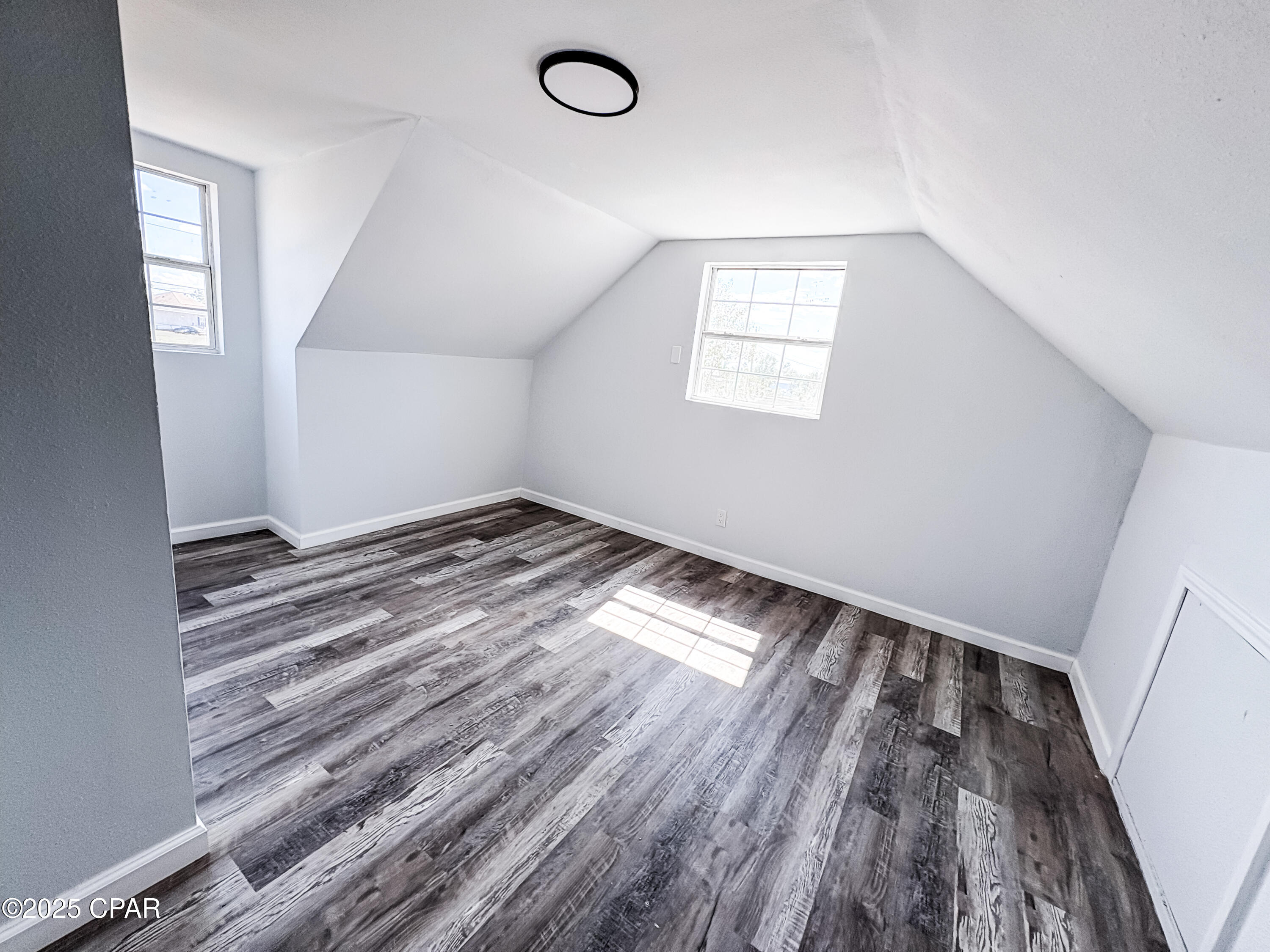 Image 16 For 8561 Fremont Road