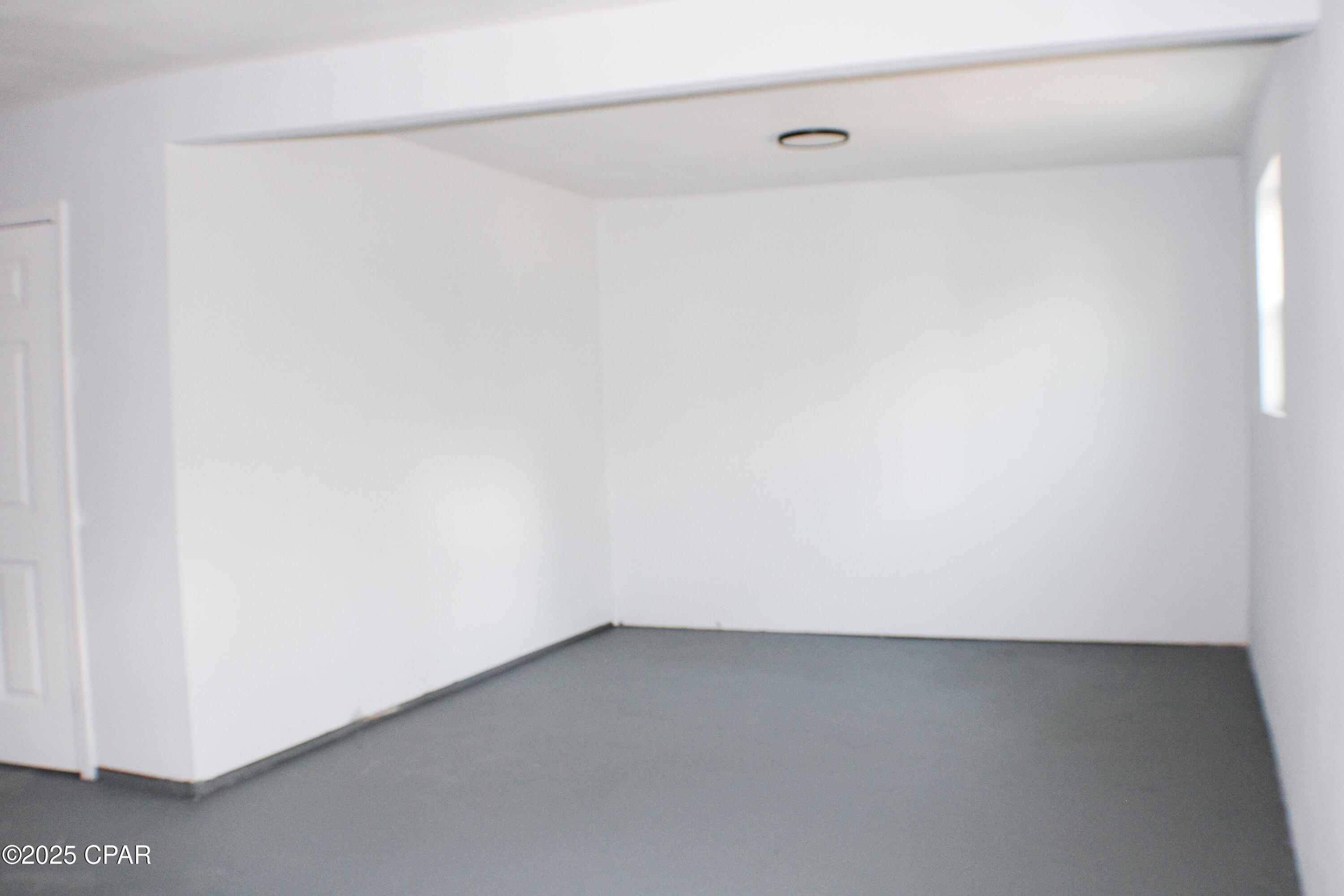 Image 19 For 8561 Fremont Road