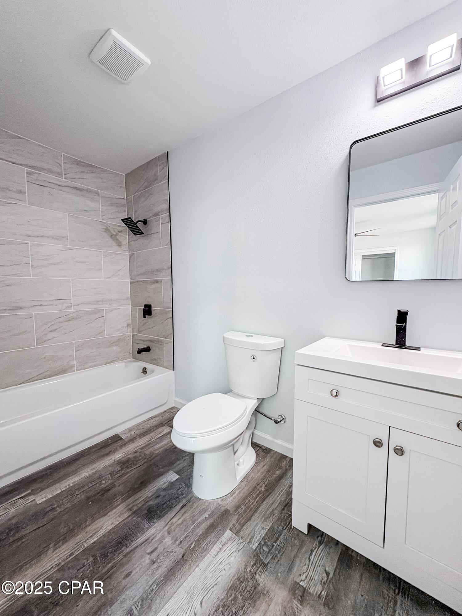 Image 8 For 8561 Fremont Road